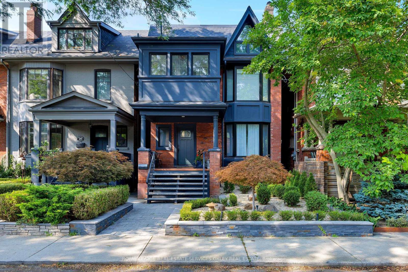 












26 MCMASTER AVENUE

,
Toronto,




Ontario
M4V1A9

