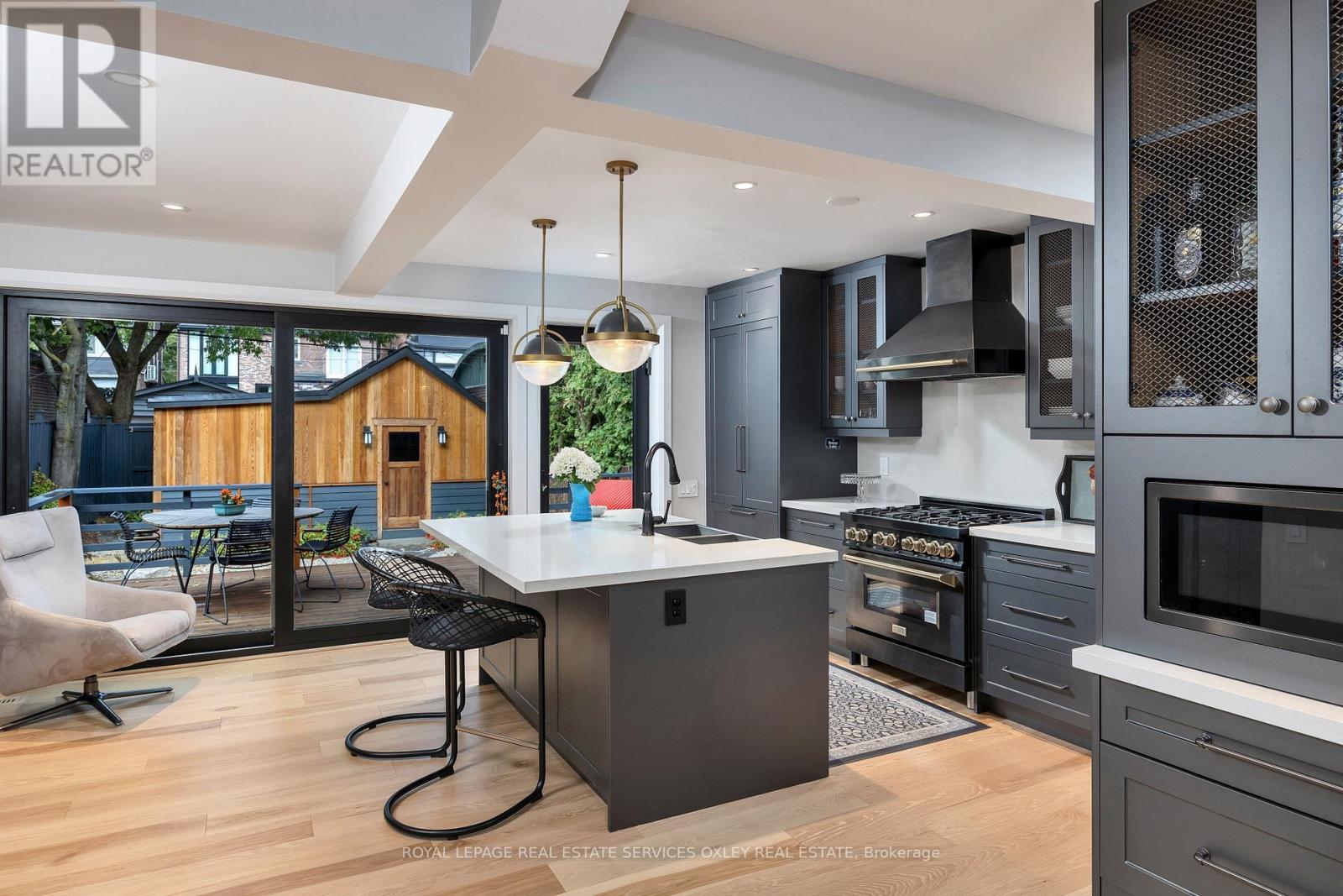 












26 MCMASTER AVENUE

,
Toronto,




Ontario
M4V1A9

