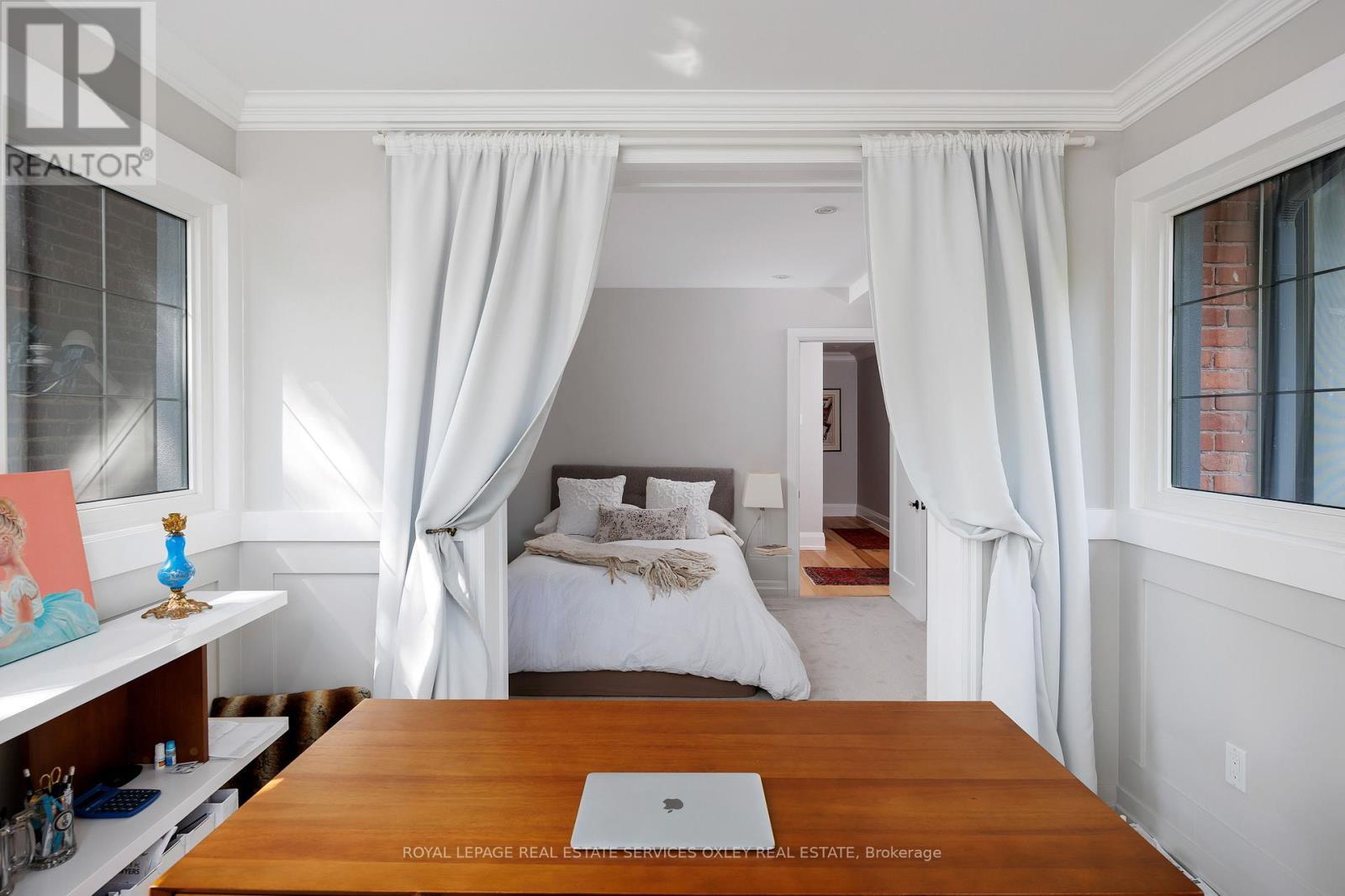 












26 MCMASTER AVENUE

,
Toronto,




Ontario
M4V1A9

