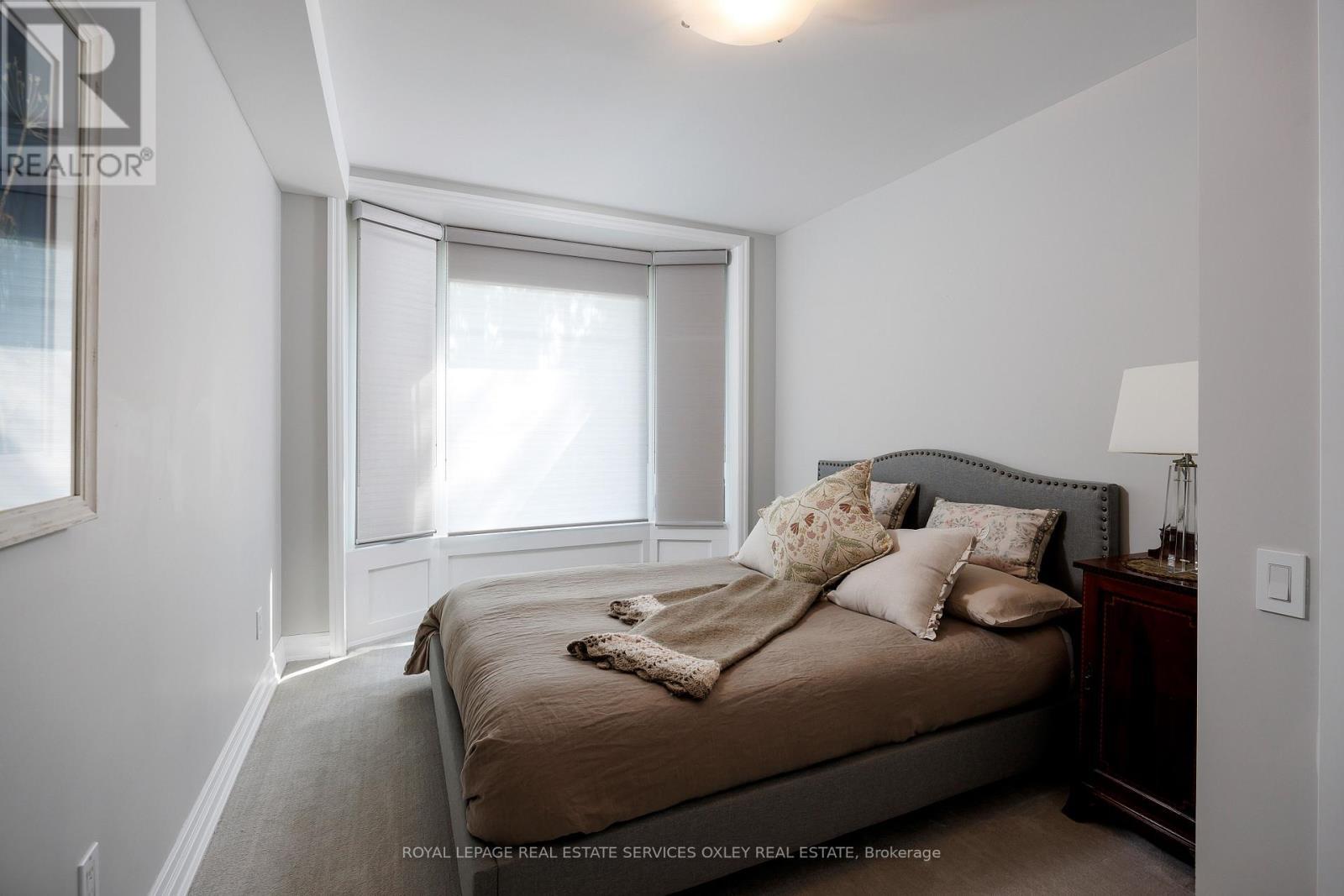 












26 MCMASTER AVENUE

,
Toronto,




Ontario
M4V1A9

