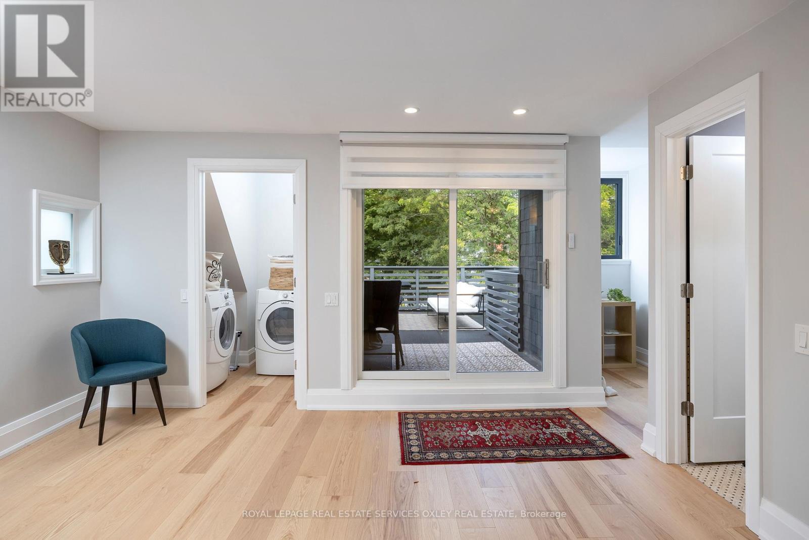 












26 MCMASTER AVENUE

,
Toronto,




Ontario
M4V1A9

