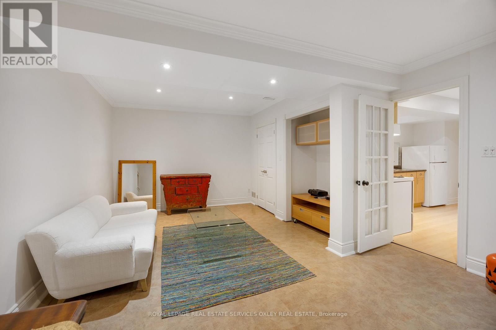 












26 MCMASTER AVENUE

,
Toronto,




Ontario
M4V1A9

