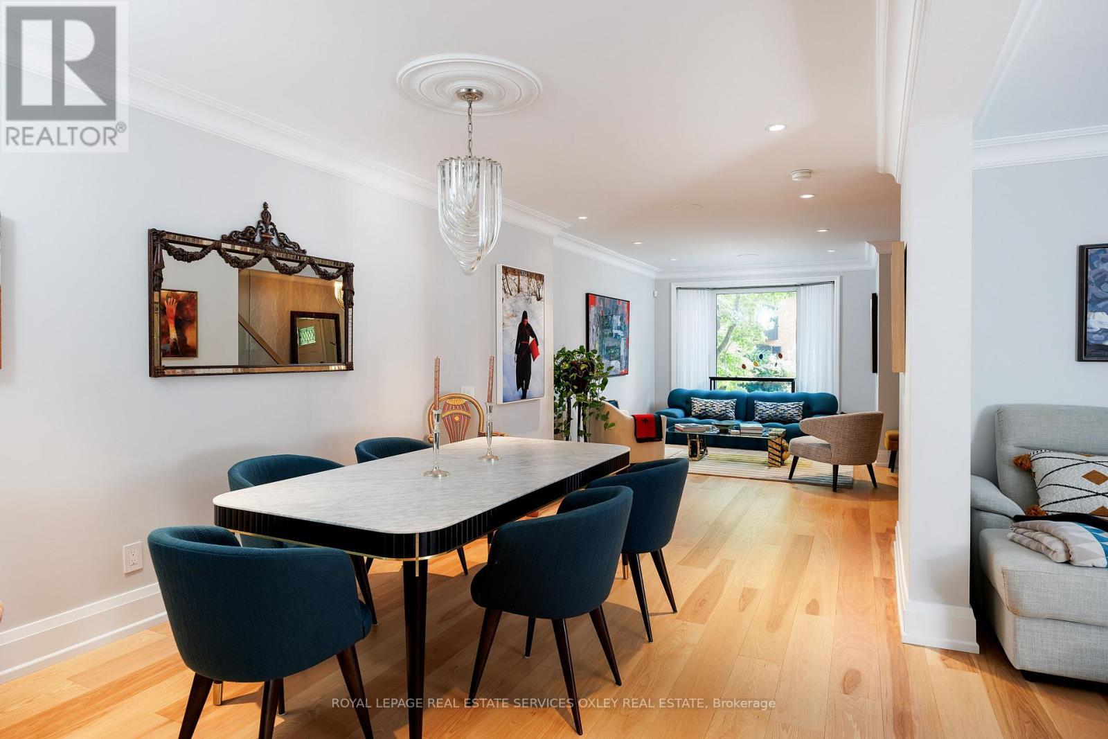 












26 MCMASTER AVENUE

,
Toronto,




Ontario
M4V1A9

