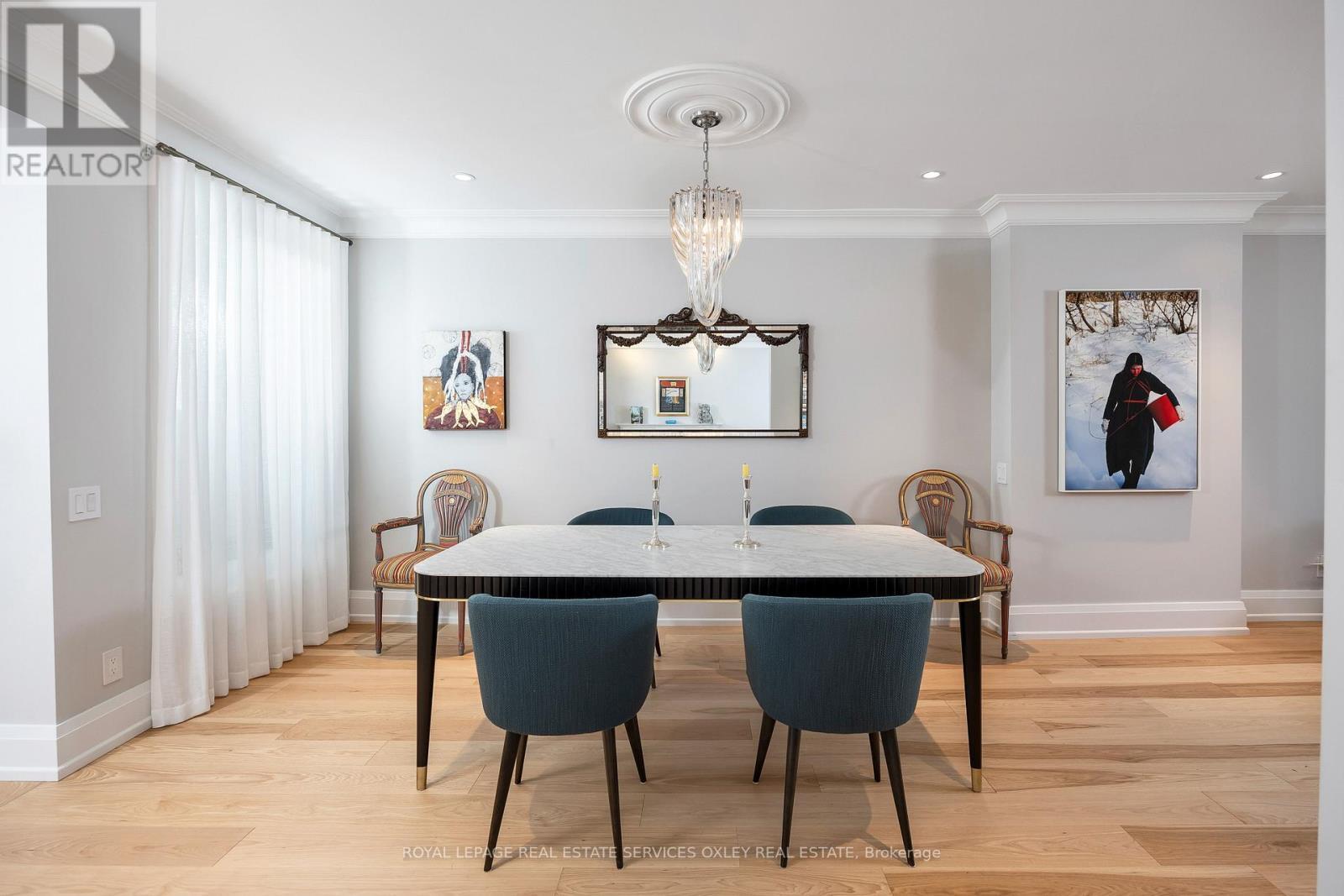 












26 MCMASTER AVENUE

,
Toronto,




Ontario
M4V1A9

