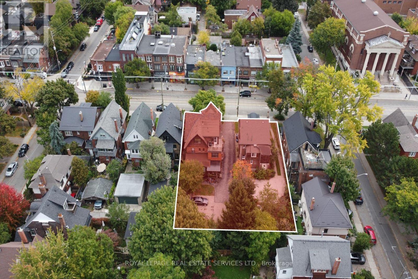 












272-274 RONCESVALLES AVENUE

,
Toronto,




Ontario
M6R2M2

