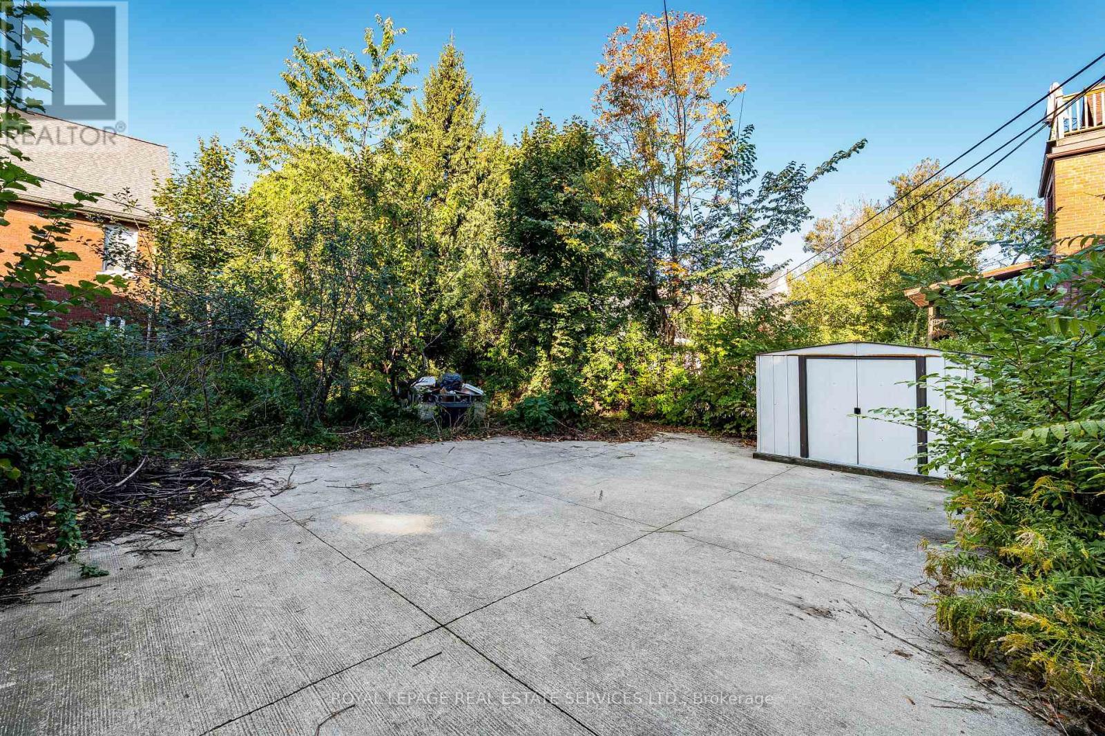 












272-274 RONCESVALLES AVENUE

,
Toronto,




Ontario
M6R2M2

