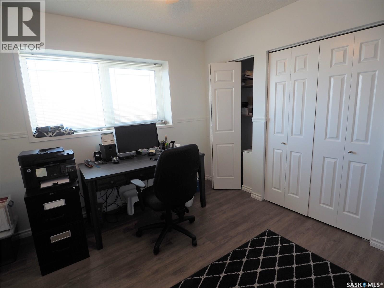 












PT SW-15-28-23W3

,
Kindersley Rm No. 290,




Saskatchewan
S0L1S0

