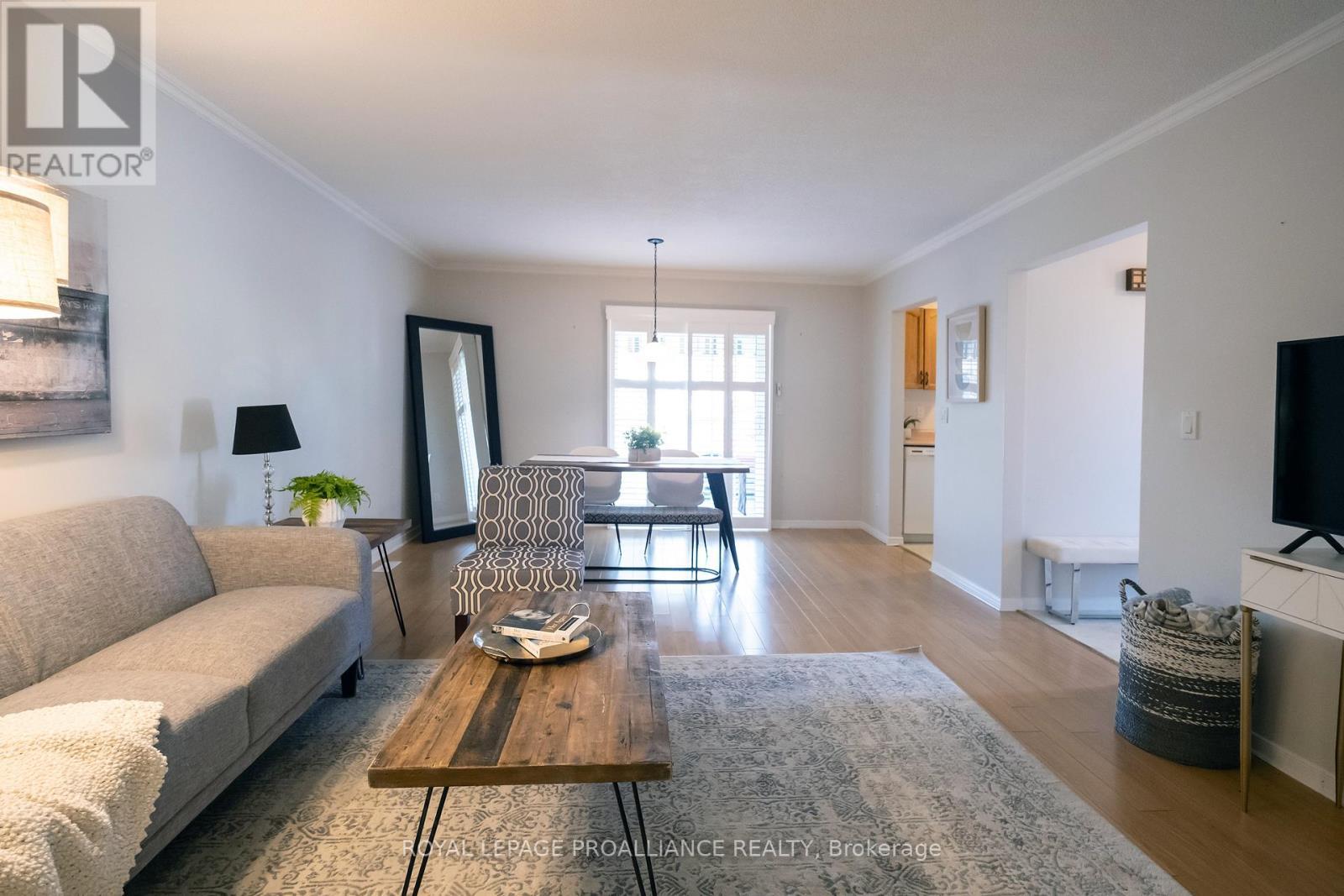 












8 - 351 CANNIFTON ROAD N

,
Belleville (Thurlow Ward),




Ontario
K8N4Z6

