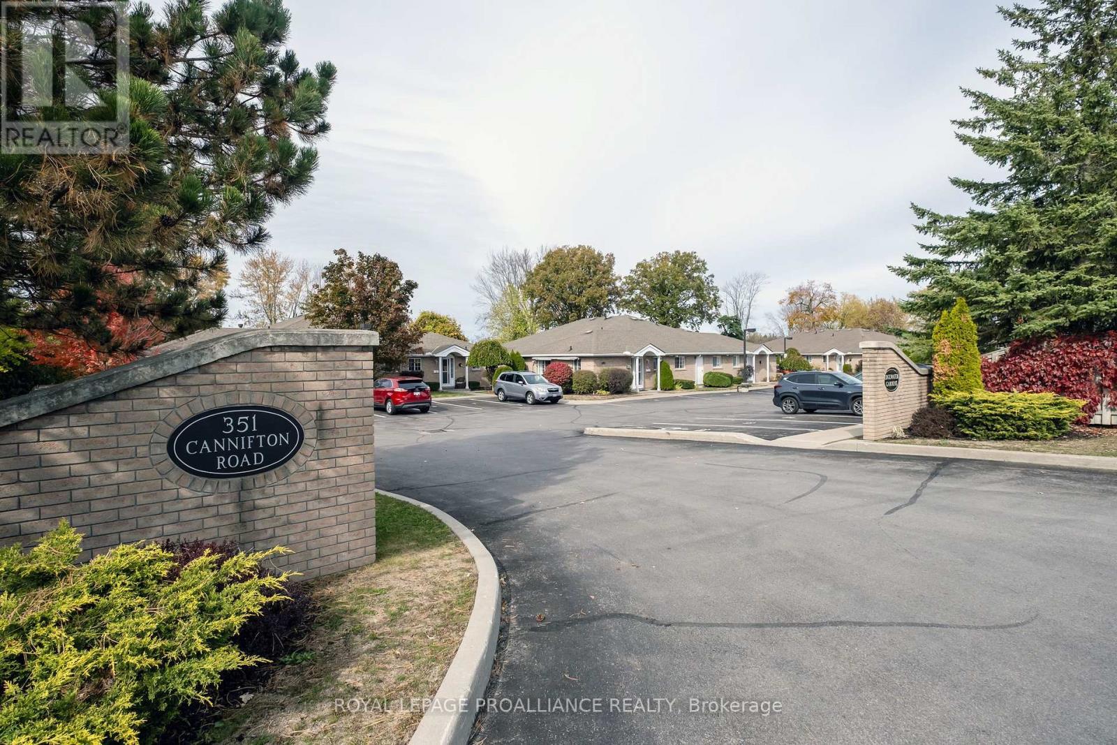 












8 - 351 CANNIFTON ROAD N

,
Belleville (Thurlow Ward),




Ontario
K8N4Z6

