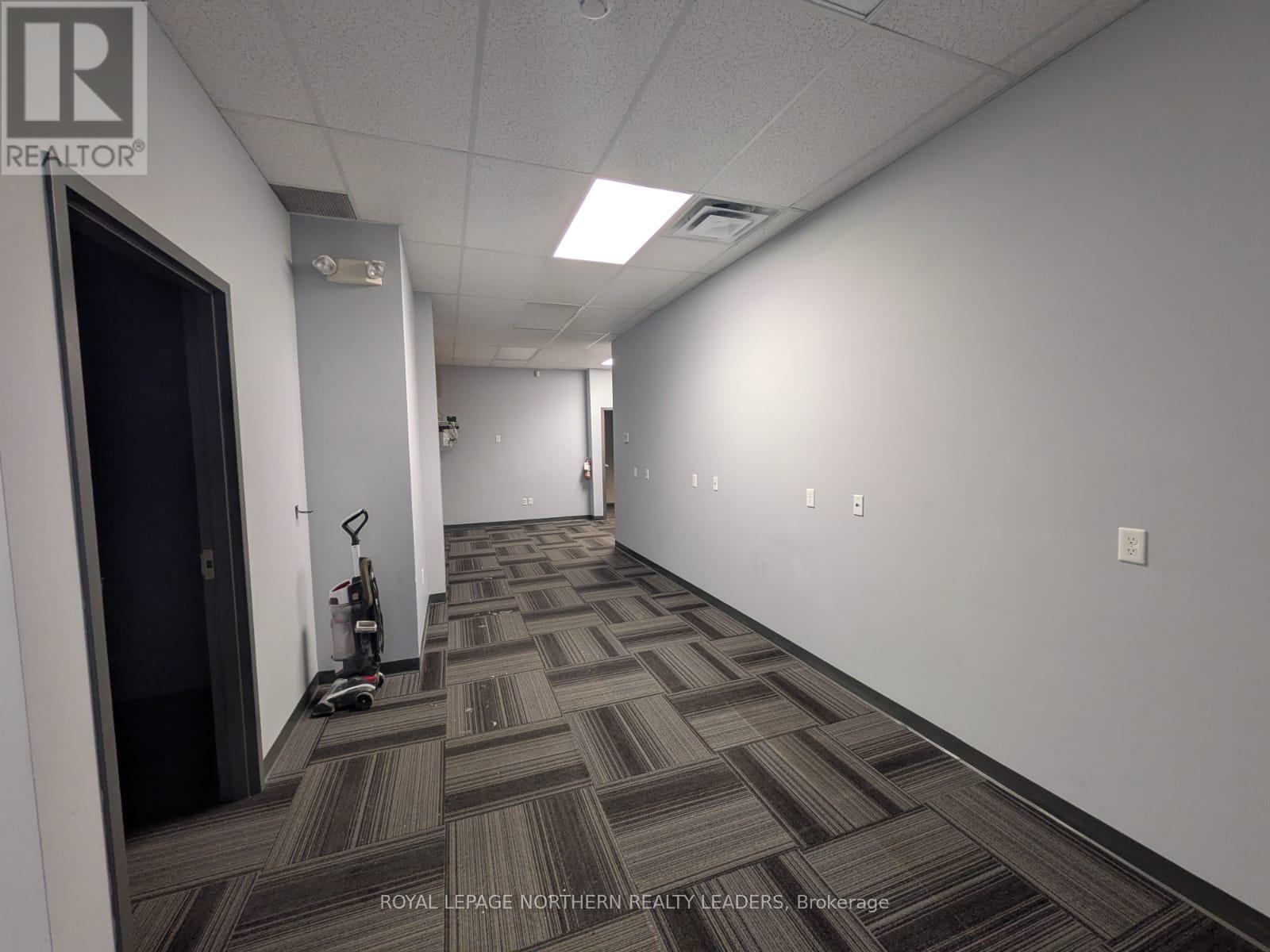 












UNIT A - 100 ALGONQUIN BOULEVARD E

,
Timmins (TNE - Central),




Ontario
P4N1A4

