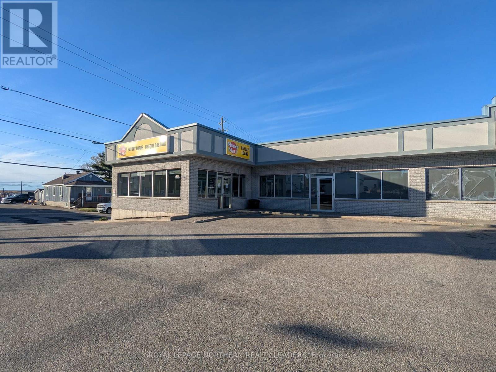












UNIT A - 100 ALGONQUIN BOULEVARD E

,
Timmins (TNE - Central),




Ontario
P4N1A4

