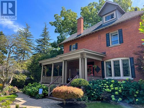 
															
													
													
													305 TRENT STREET W
													
												
												Whitby (Downtown Whitby),
												Ontario 