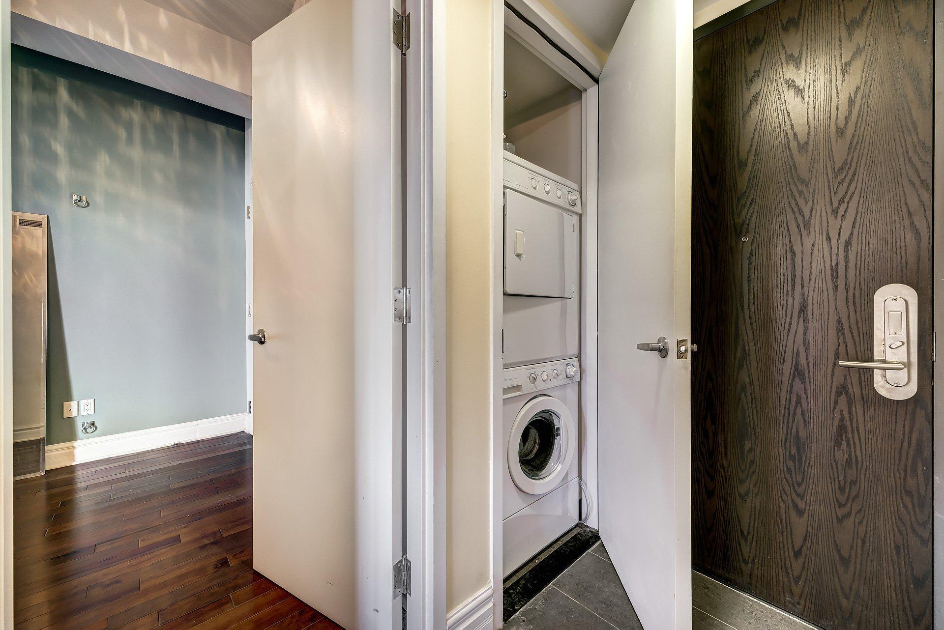 









1010


Rue Ste-Catherine E.

, 312,
Montréal (Ville-Marie),




QC
H2L2G3

