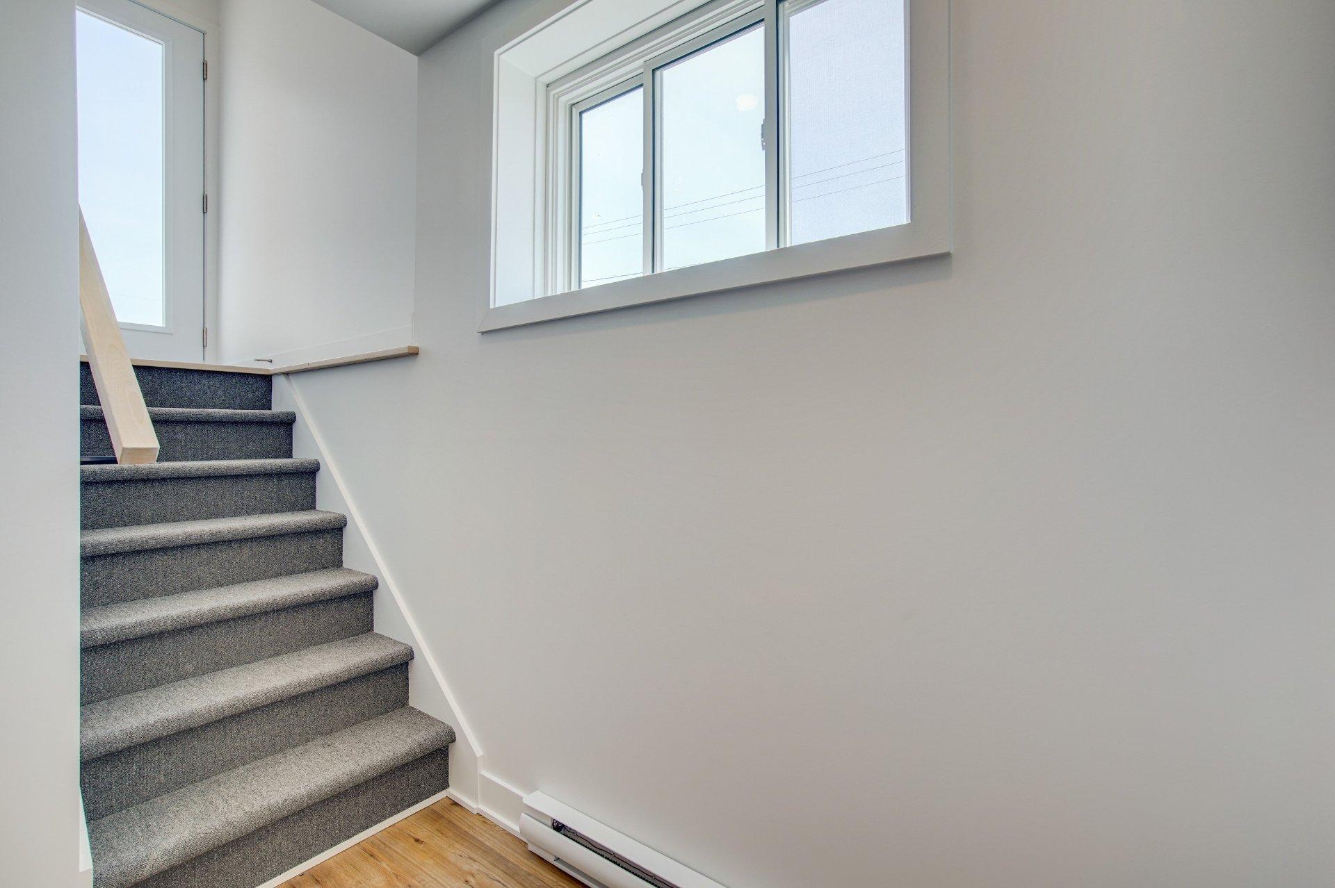 









68


Rue Lasselle

, A,
Huntingdon,




QC
J0S1H0

