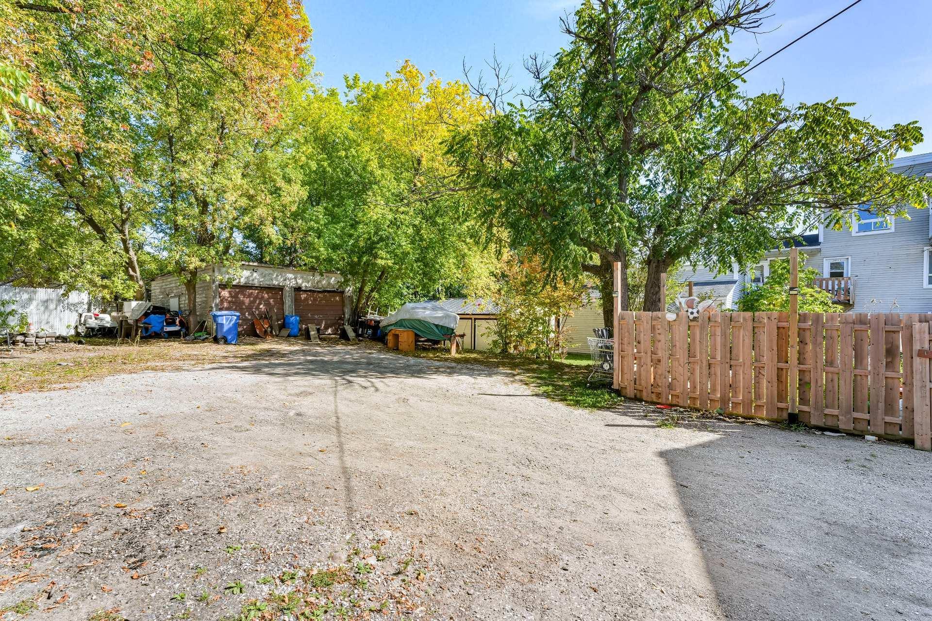









157

 - 165


Rue Principale E.

,
Magog,




QC
J1X1Y6

