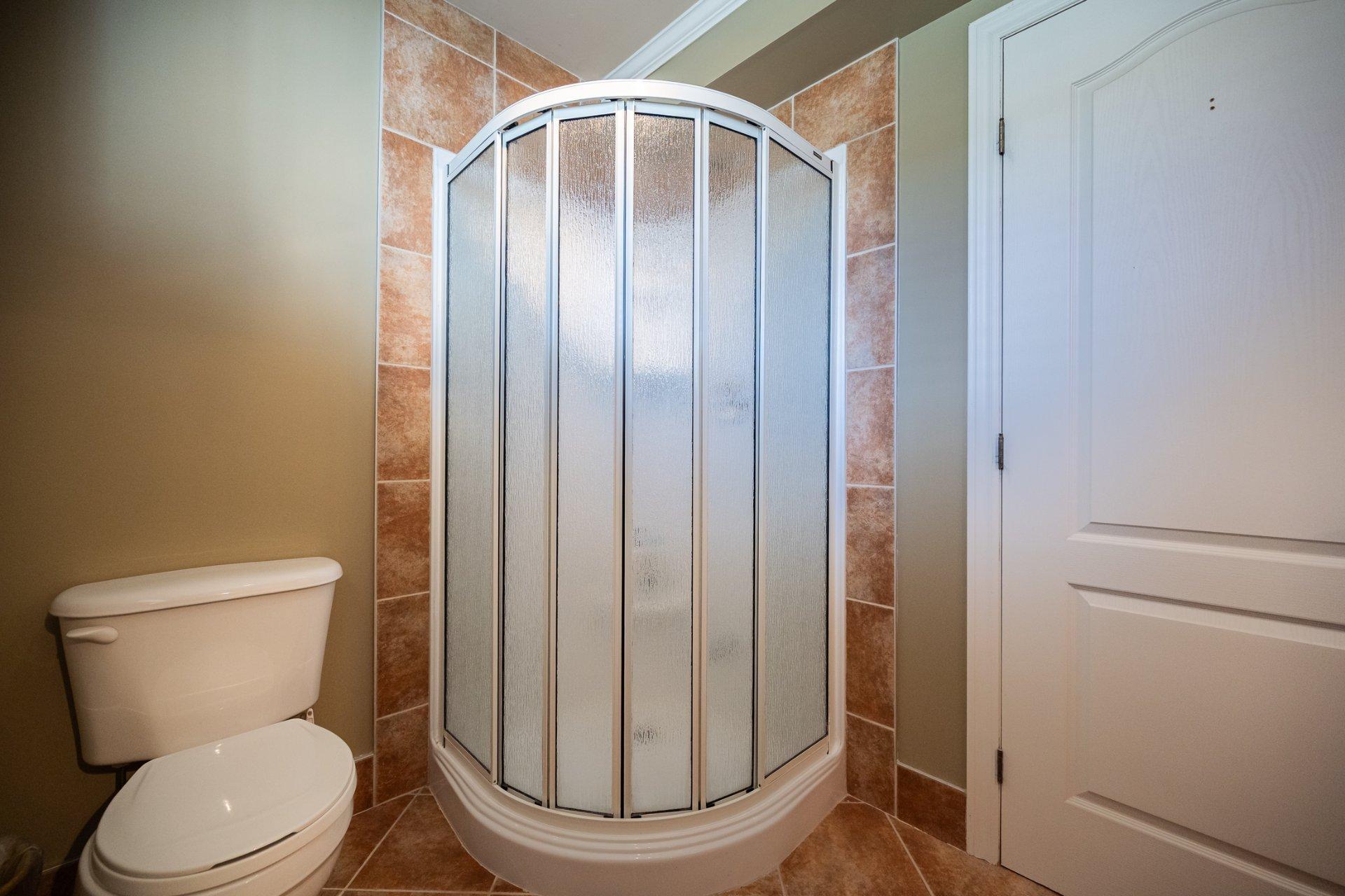 









4402


Rue Martin-Plouffe

,
Laval (Chomedey),




QC
H7W5L9

