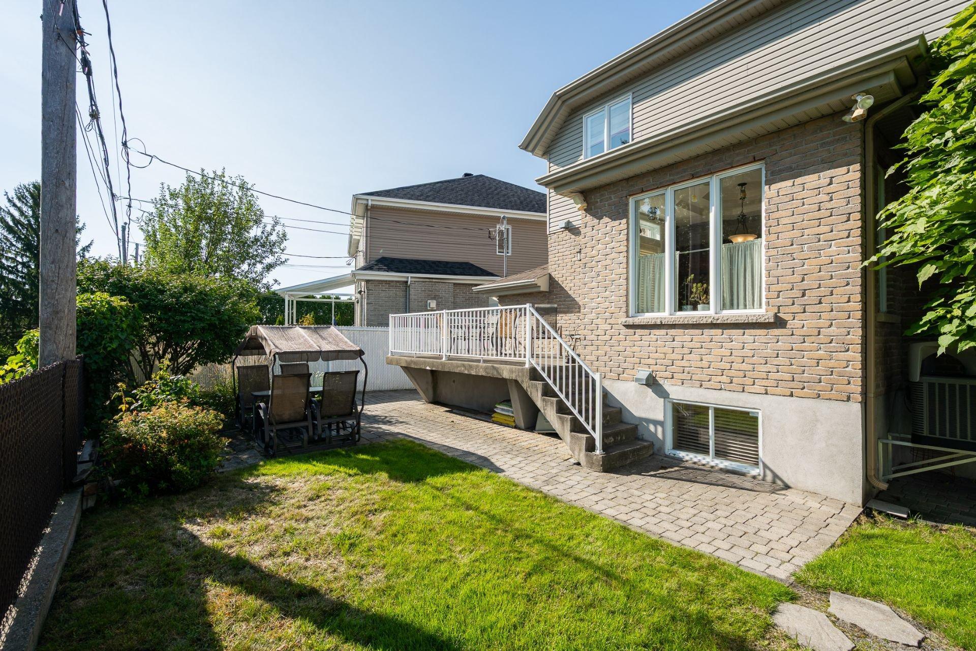 









4402


Rue Martin-Plouffe

,
Laval (Chomedey),




QC
H7W5L9

