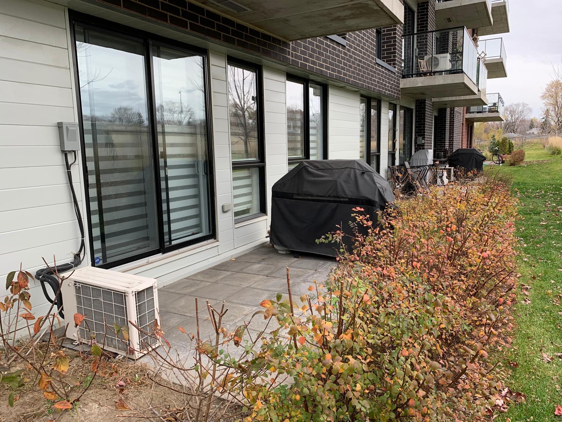 









4


Av. Donegani

, 105,
Pointe-Claire,




QC
H9R0C8

