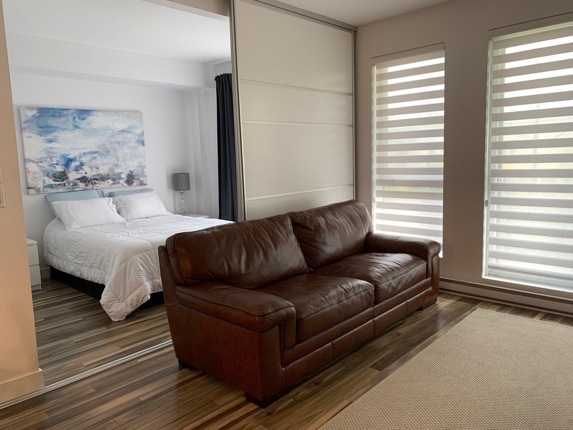 









4


Av. Donegani

, 105,
Pointe-Claire,




QC
H9R0C8

