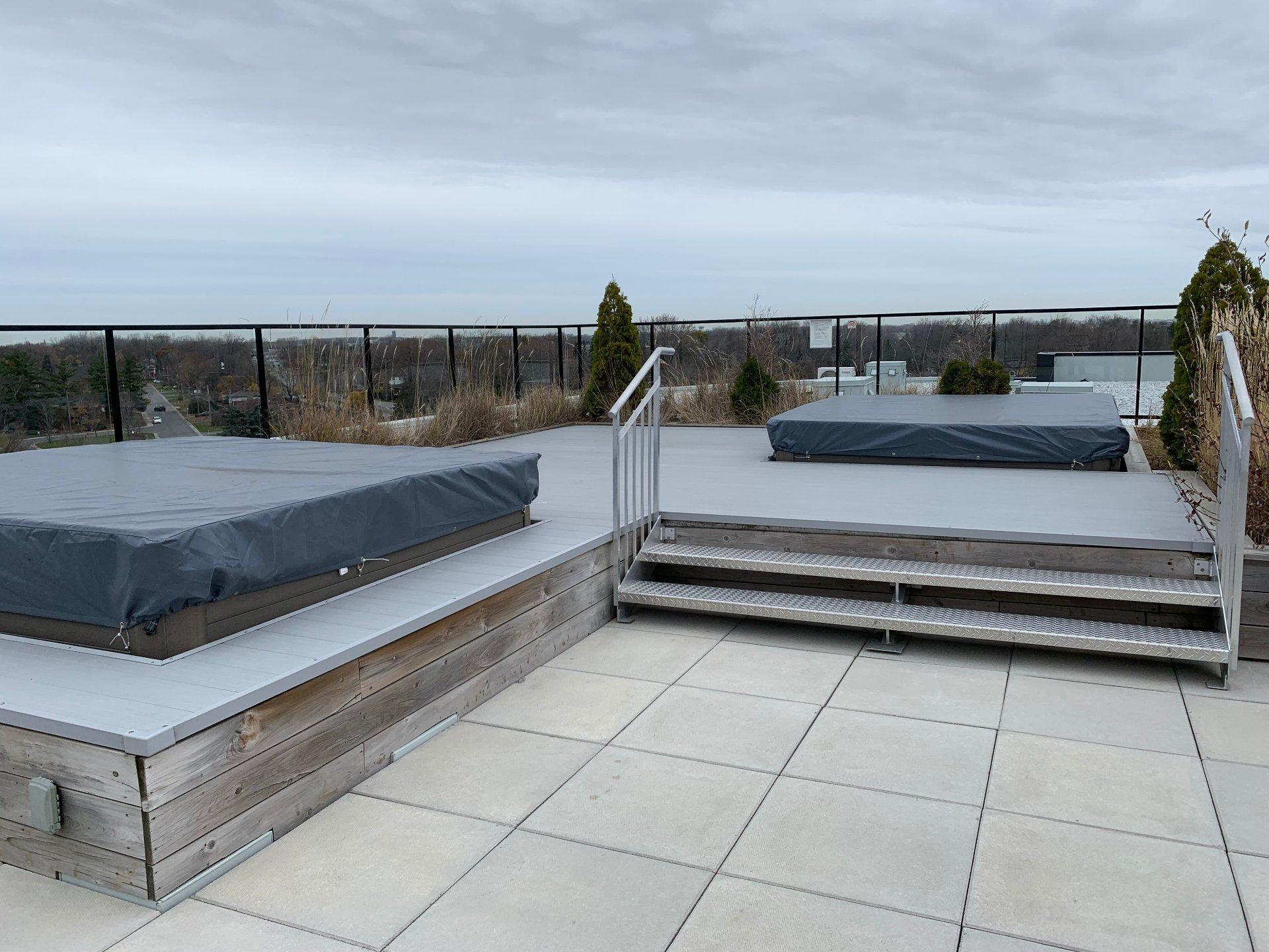 









4


Av. Donegani

, 105,
Pointe-Claire,




QC
H9R0C8

