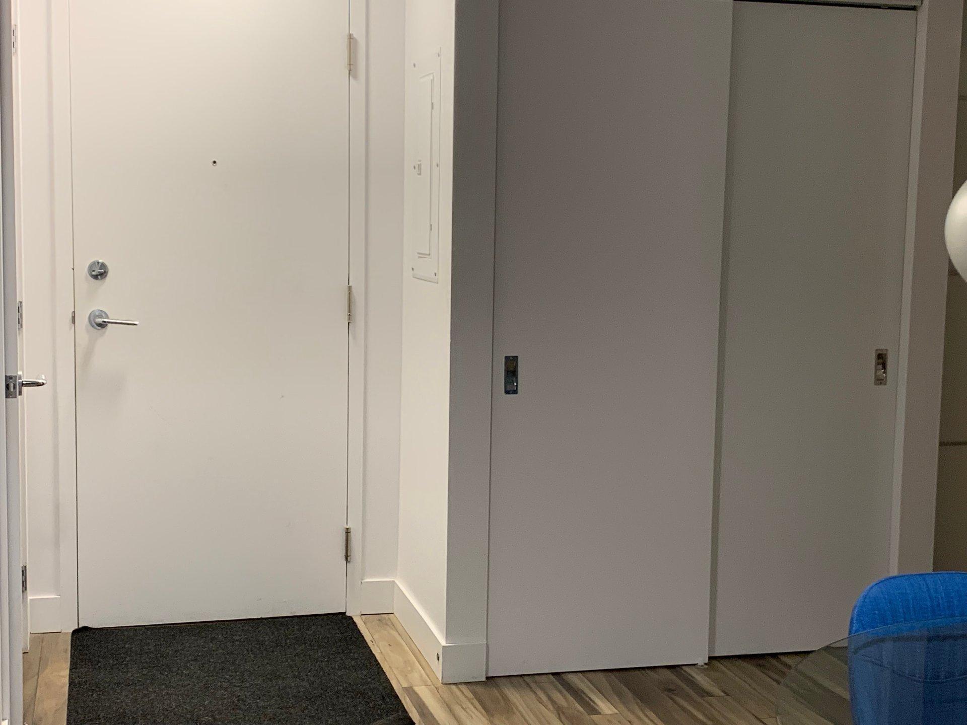 









4


Av. Donegani

, 105,
Pointe-Claire,




QC
H9R0C8

