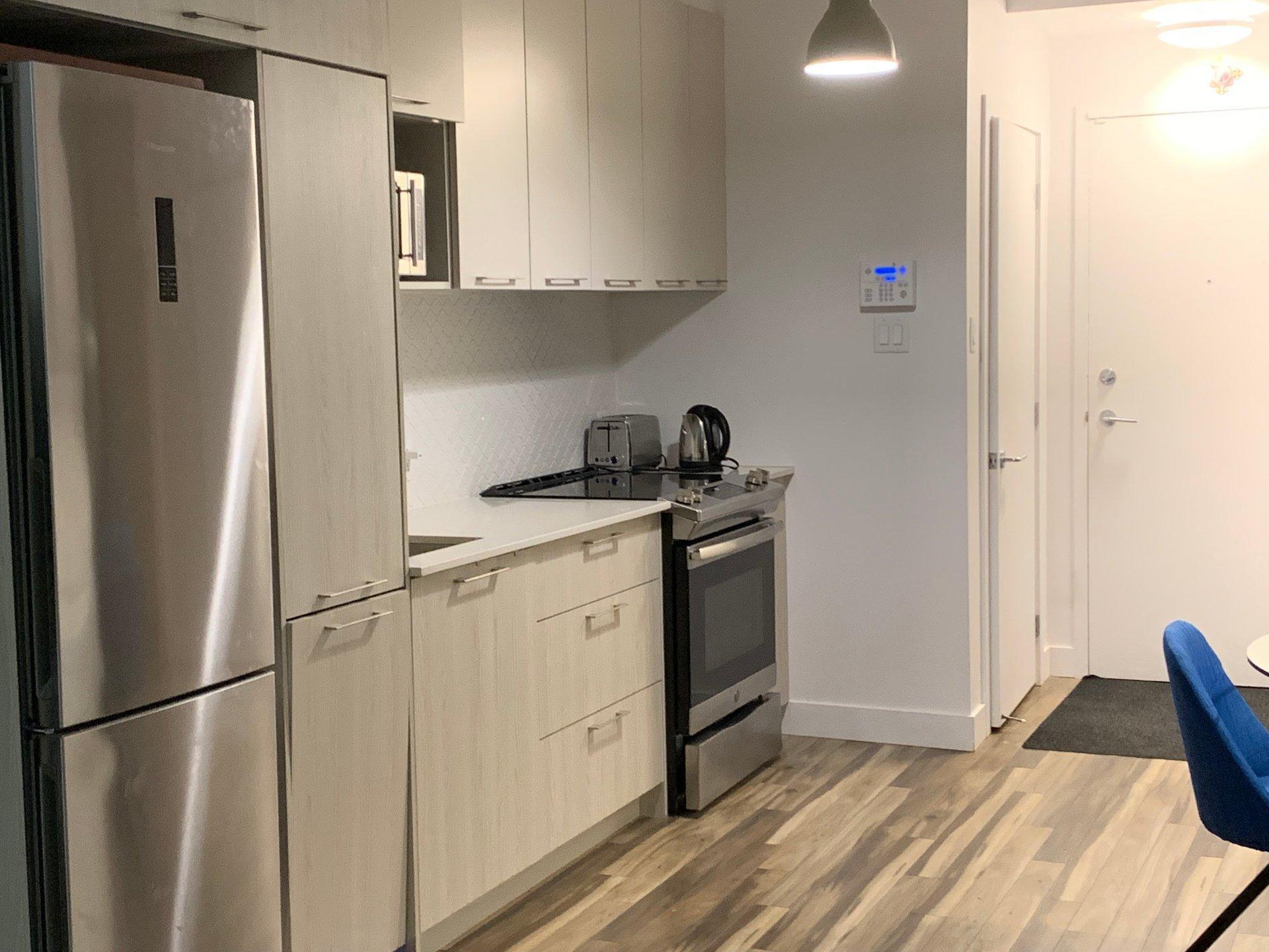 









4


Av. Donegani

, 105,
Pointe-Claire,




QC
H9R0C8

