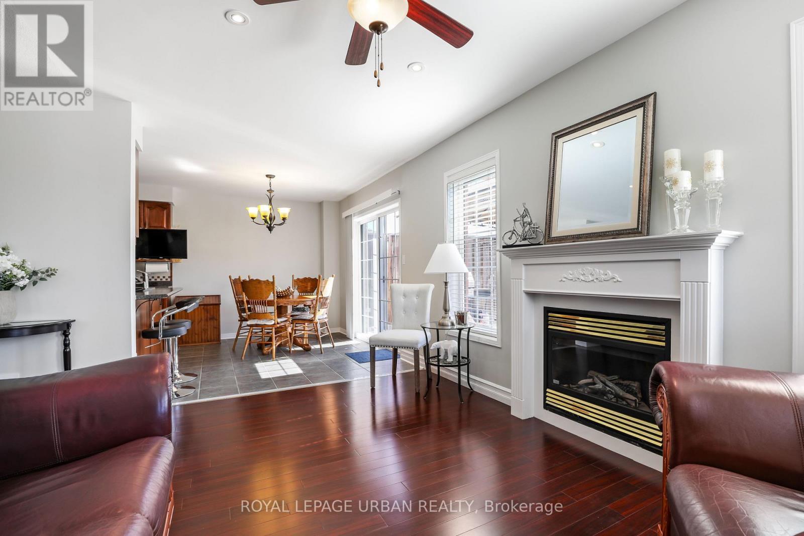 












1081 KESWICK COURT

,
Oshawa,




Ontario
L1K2V2

