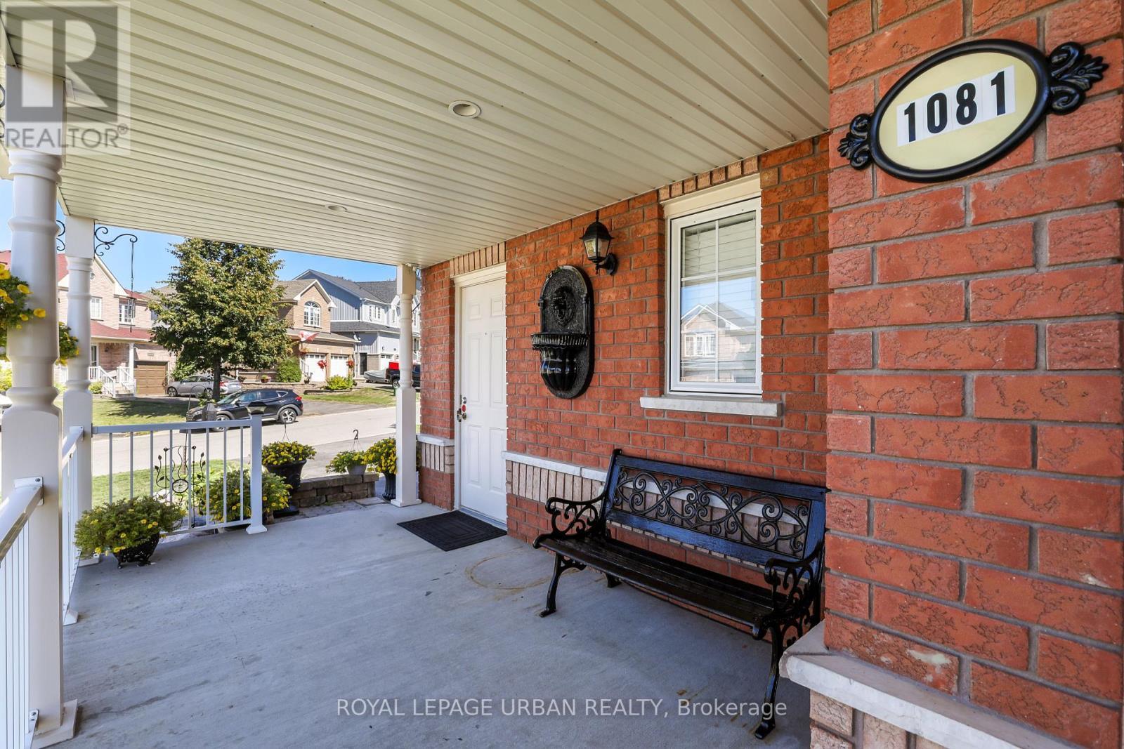 












1081 KESWICK COURT

,
Oshawa,




Ontario
L1K2V2

