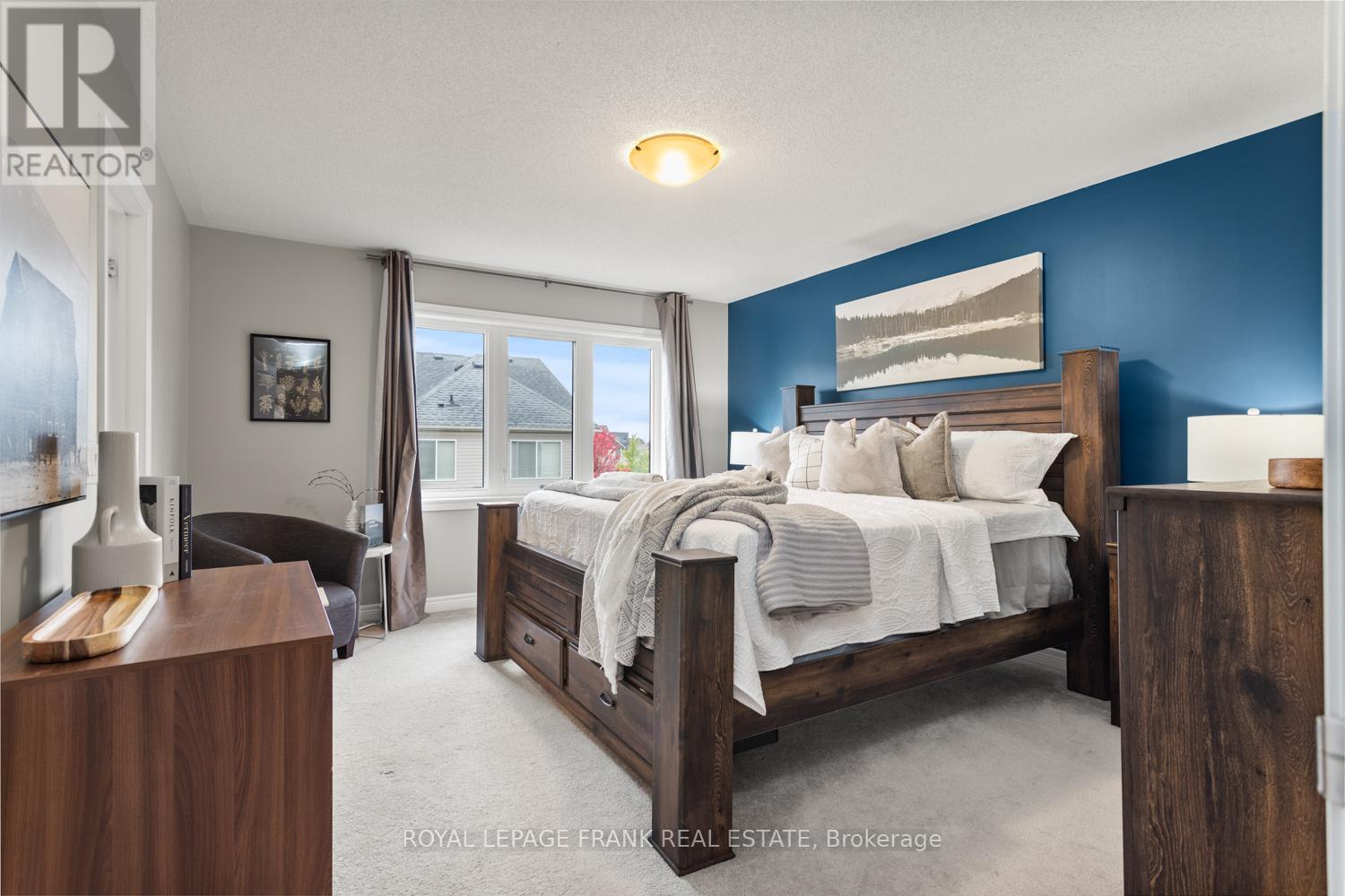 












2353 HILL RISE STREET

,
Oshawa (Windfields),




Ontario
L1L0G8

