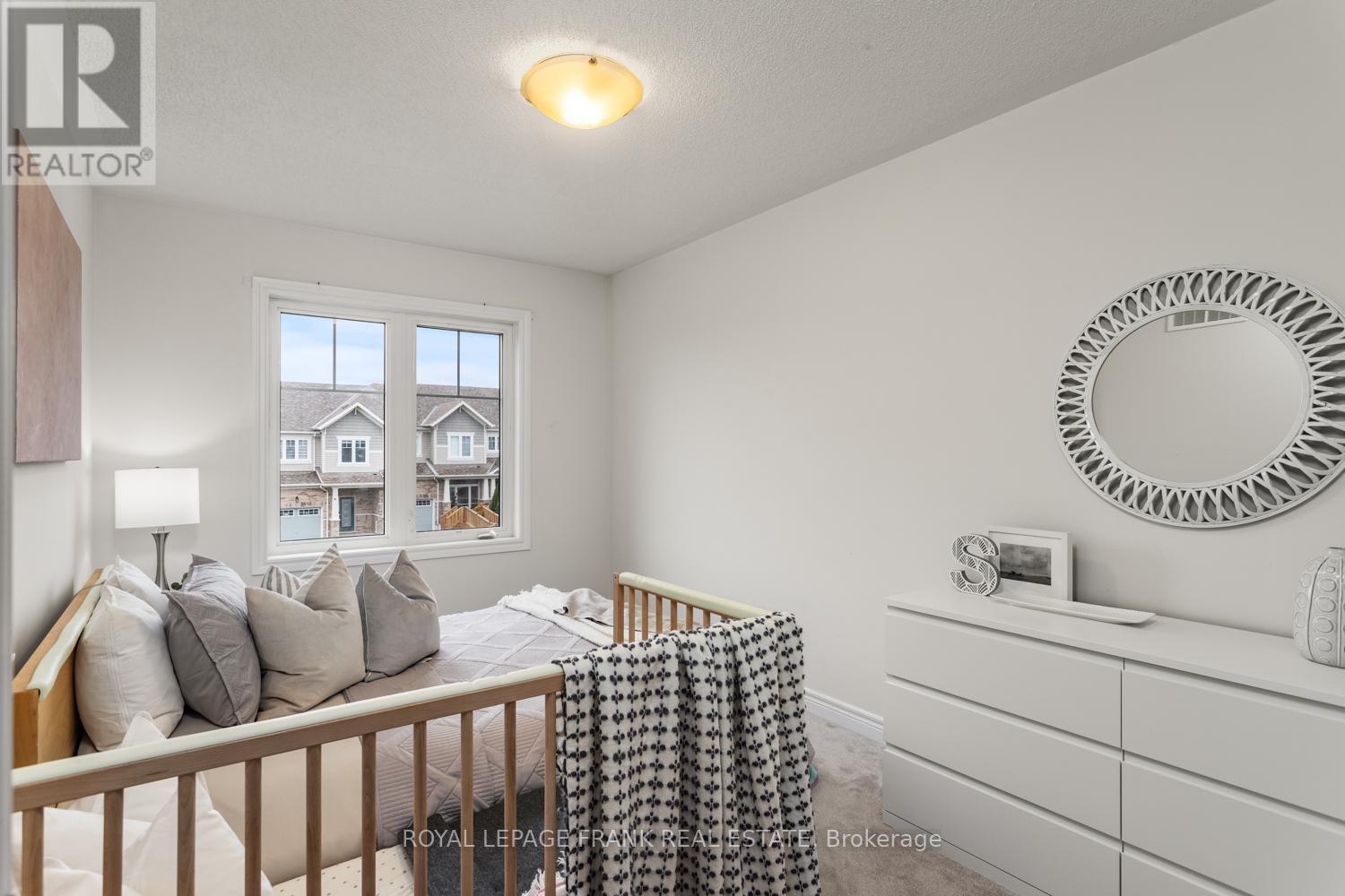 












2353 HILL RISE STREET

,
Oshawa (Windfields),




Ontario
L1L0G8

