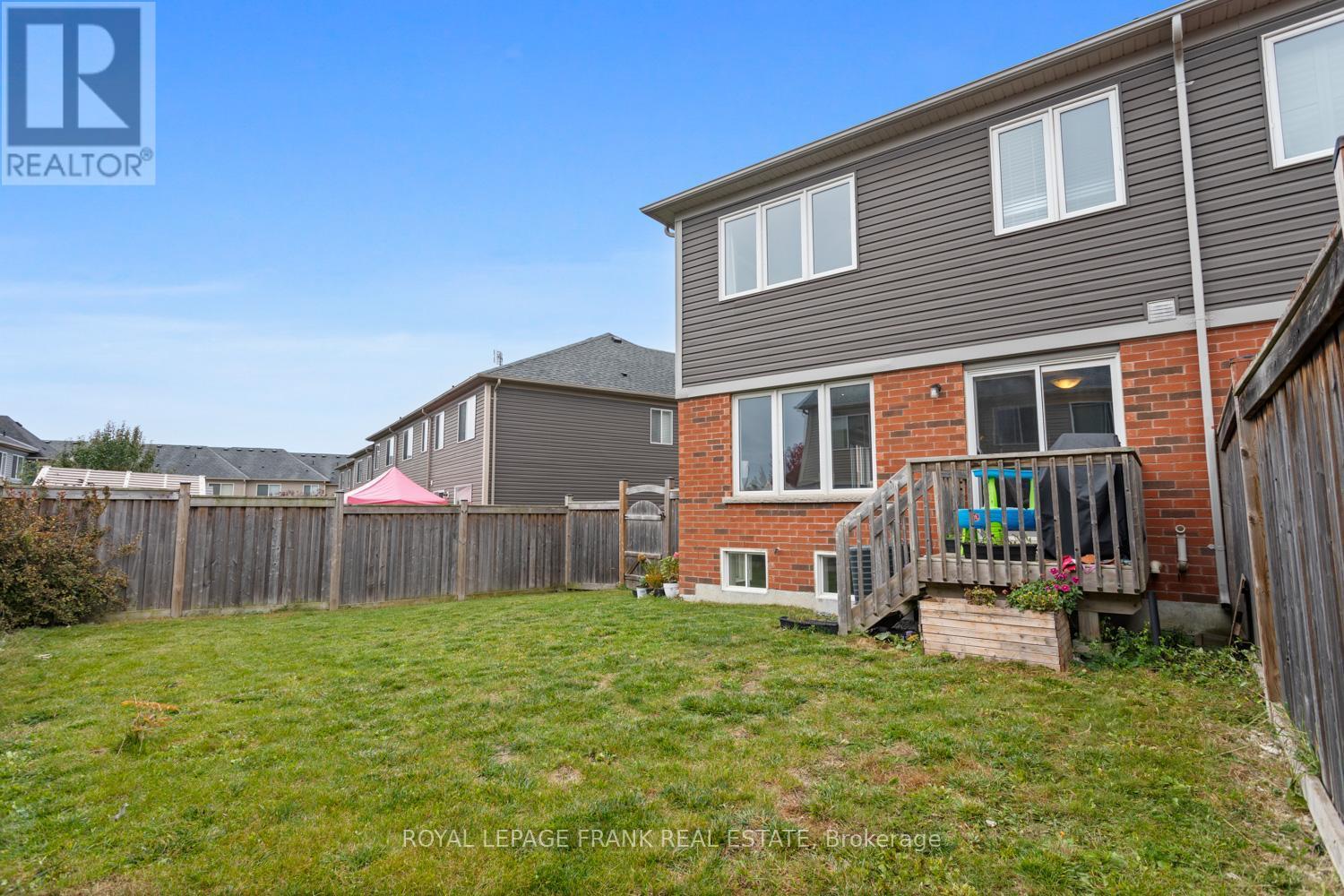 












2353 HILL RISE STREET

,
Oshawa (Windfields),




Ontario
L1L0G8

