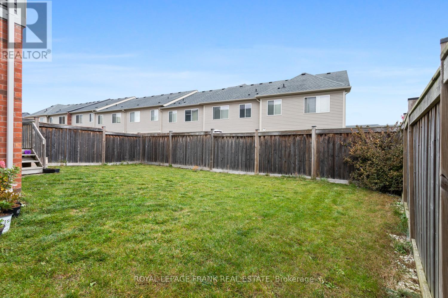 












2353 HILL RISE STREET

,
Oshawa (Windfields),




Ontario
L1L0G8

