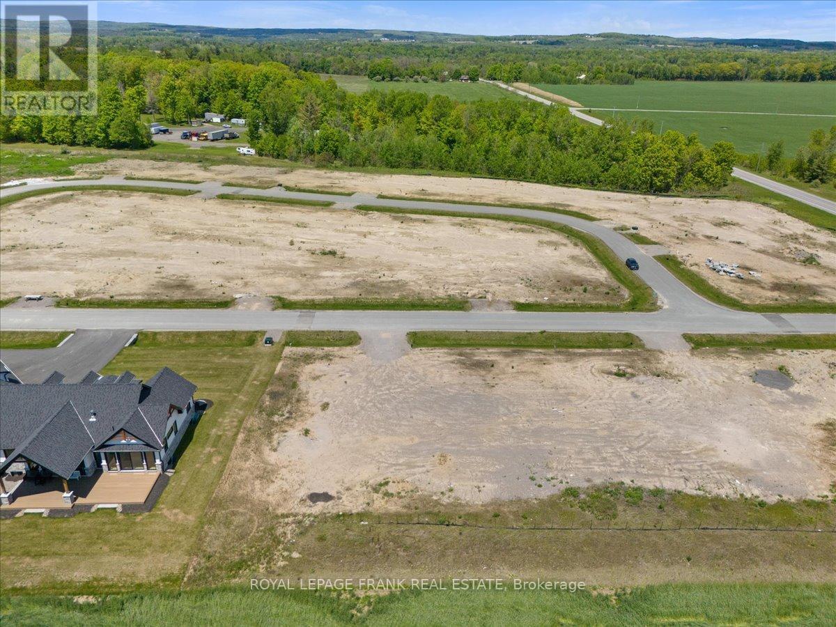












5422 WINFIELD DRIVE

,
Port Hope,







Ontario
L1A0G1

