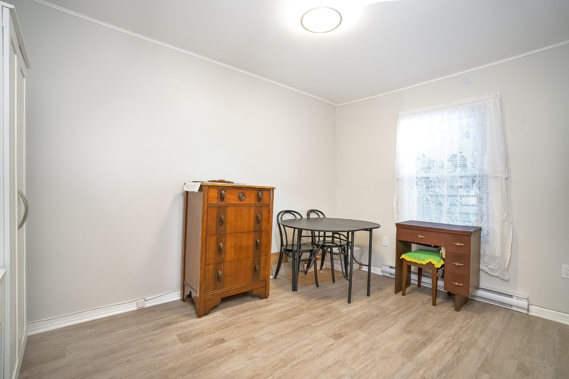 









4590

 - 4592


Rue Cartier

,
Montréal (Le Plateau-Mont-Royal),




QC
H2H1X1

