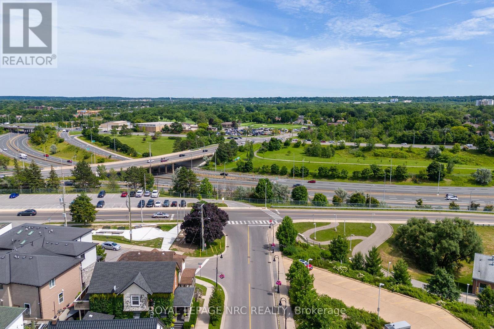 












44 CARLISLE STREET

,
St. Catharines,




Ontario
L2R4H4

