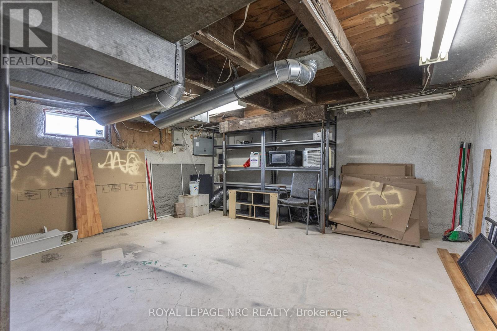 












44 CARLISLE STREET

,
St. Catharines,




Ontario
L2R4H4

