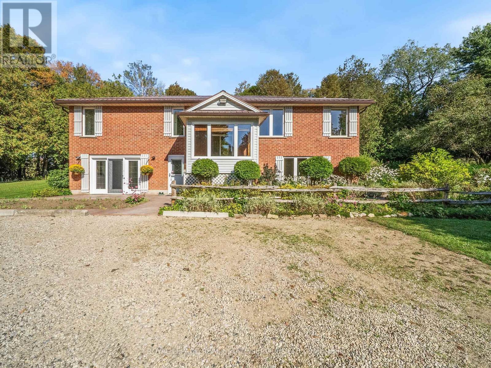 












7174 HIGHWAY 89

,
Wellington North,




Ontario
N0G2L0

