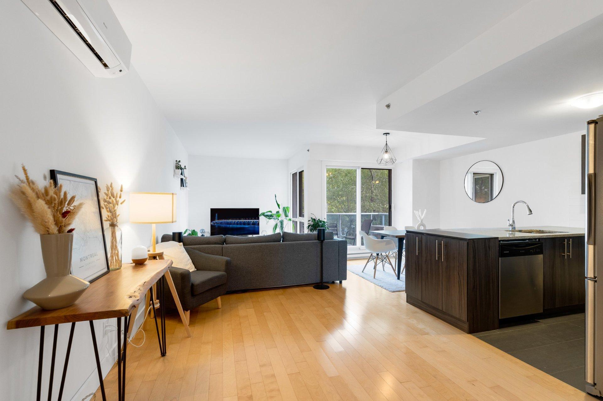 









2525


Av. des Érables

, 302,
Montréal (Ville-Marie),




QC
H2K3V4

