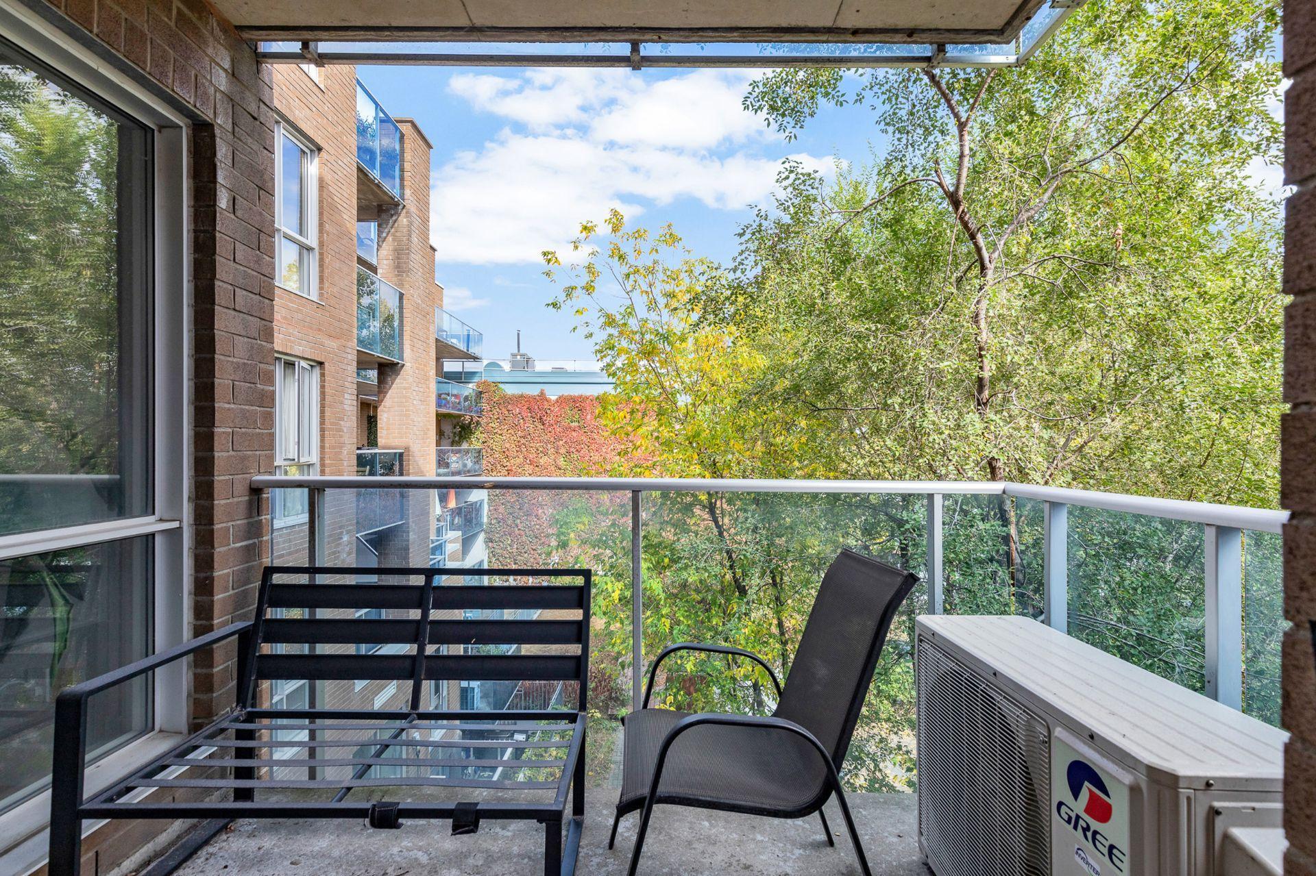 









2525


Av. des Érables

, 302,
Montréal (Ville-Marie),




QC
H2K3V4

