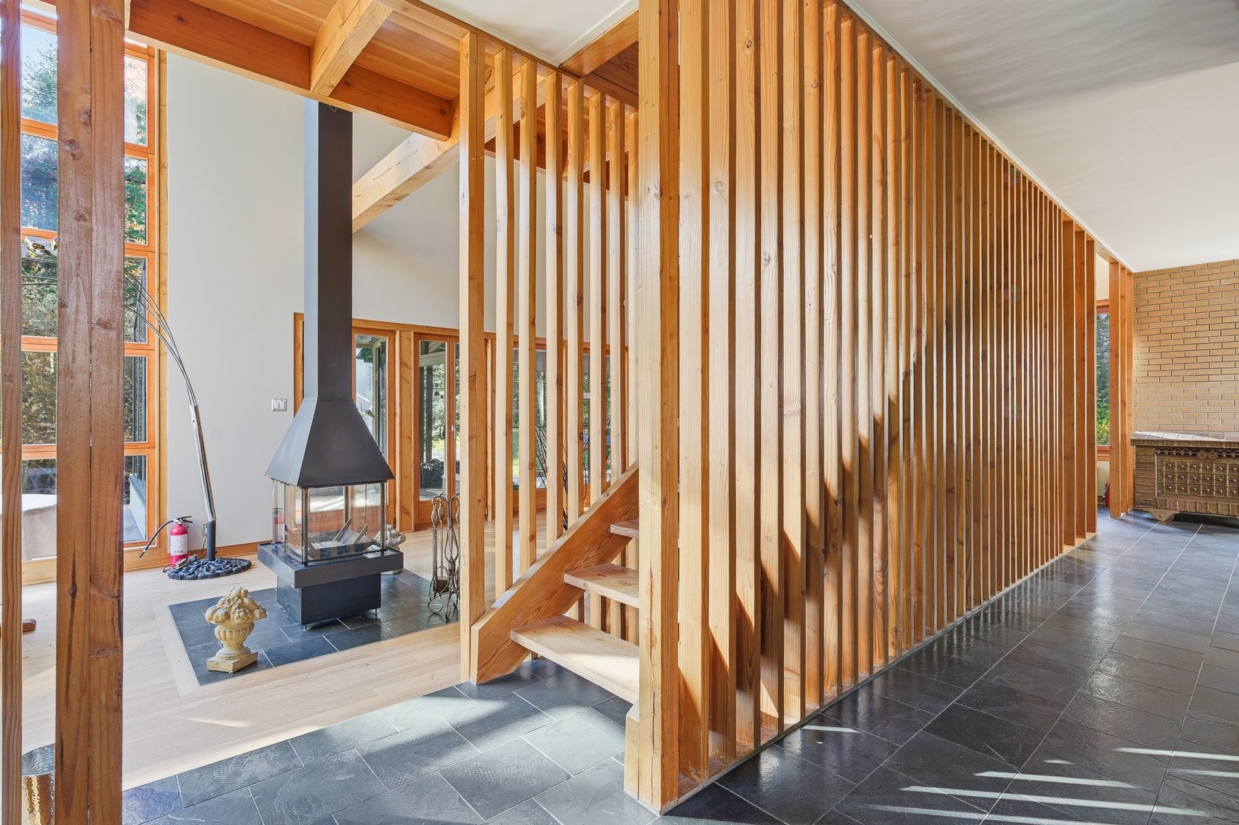 









967


Côte St-Gabriel O.

,
Saint-Sauveur,




QC
J0R1R1

