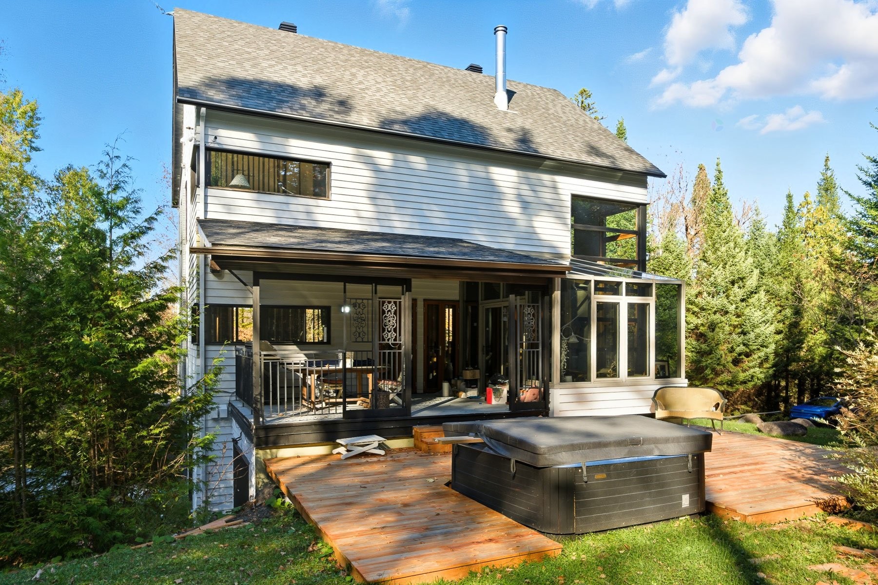 









967


Côte St-Gabriel O.

,
Saint-Sauveur,




QC
J0R1R1

