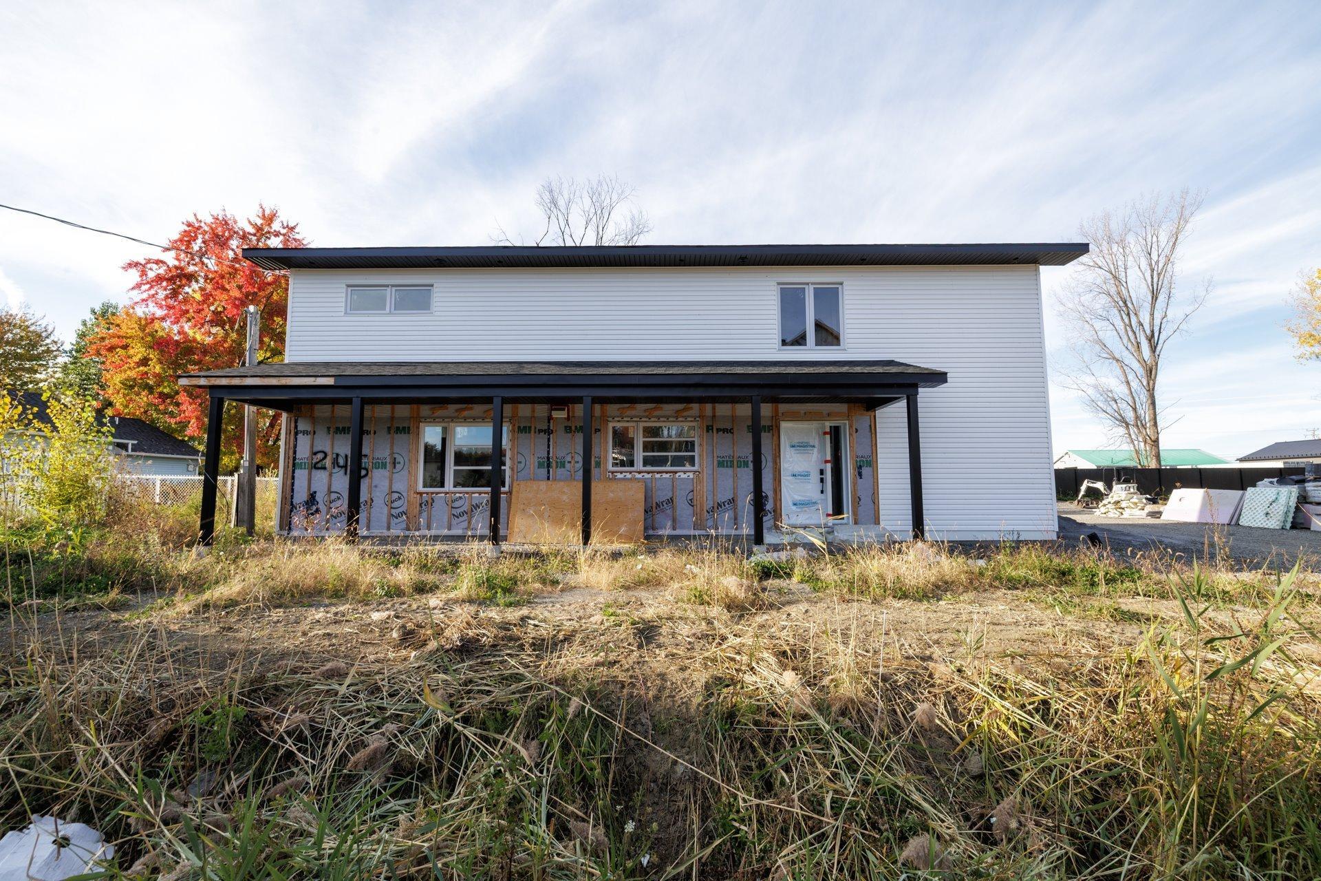 









245


Rue Jean

,
Rivière-Beaudette,




QC
J0P1R0

