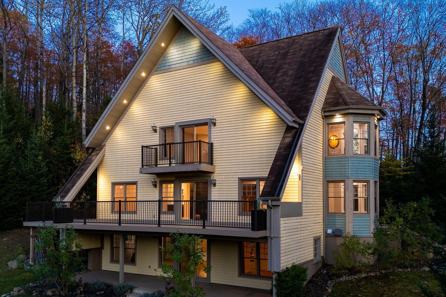 









13


Rue des Amarantes

,
Austin,




QC
J0B1B0

