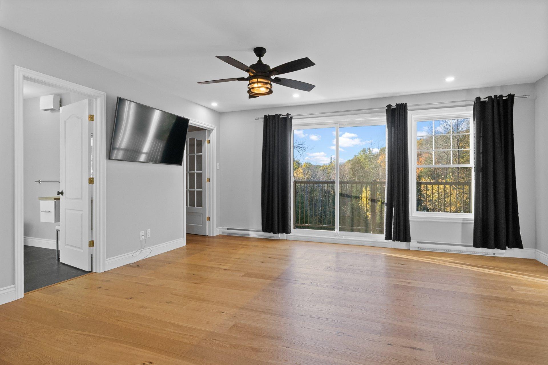 









13


Rue des Amarantes

,
Austin,




QC
J0B1B0

