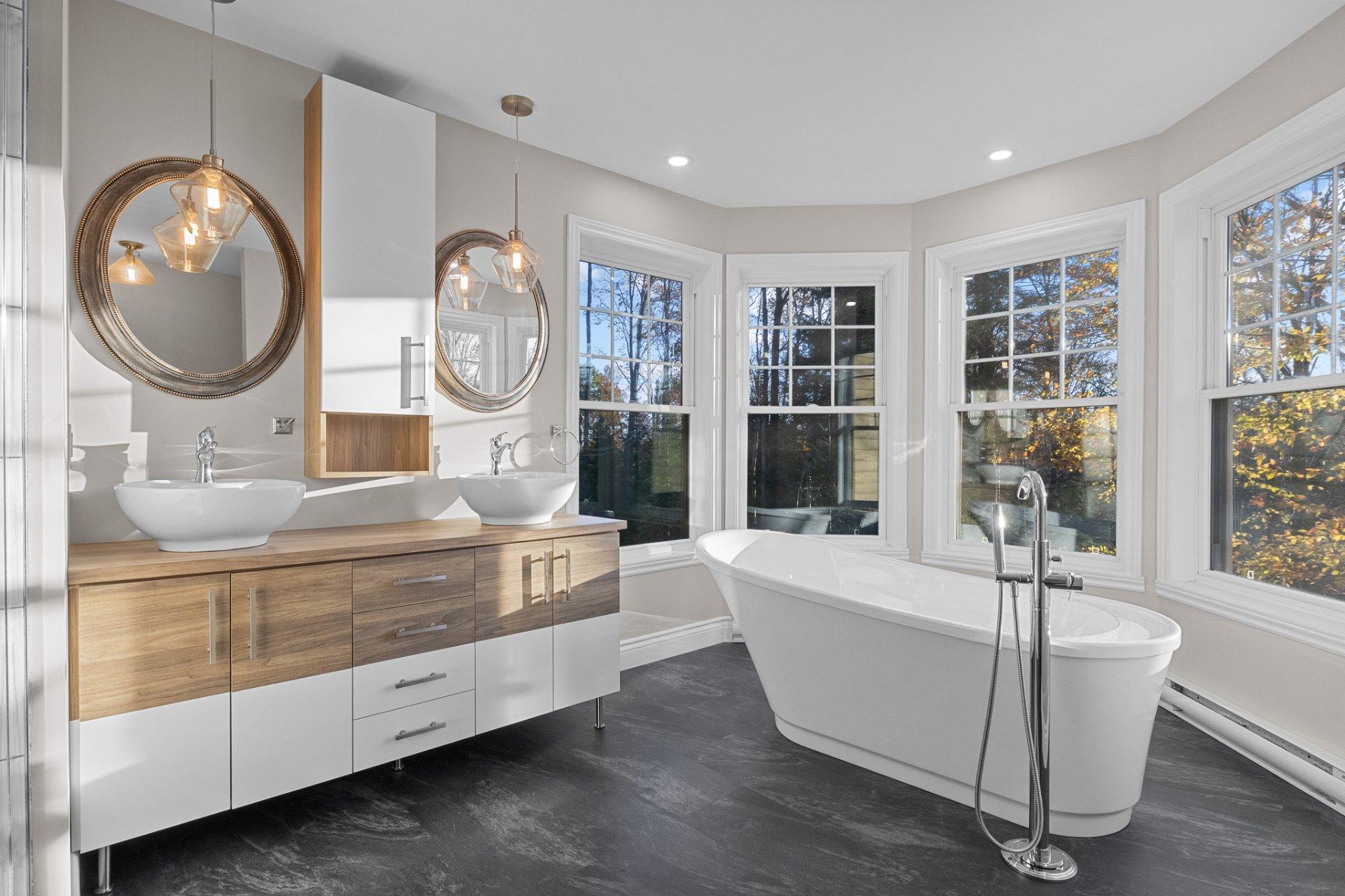 









13


Rue des Amarantes

,
Austin,




QC
J0B1B0

