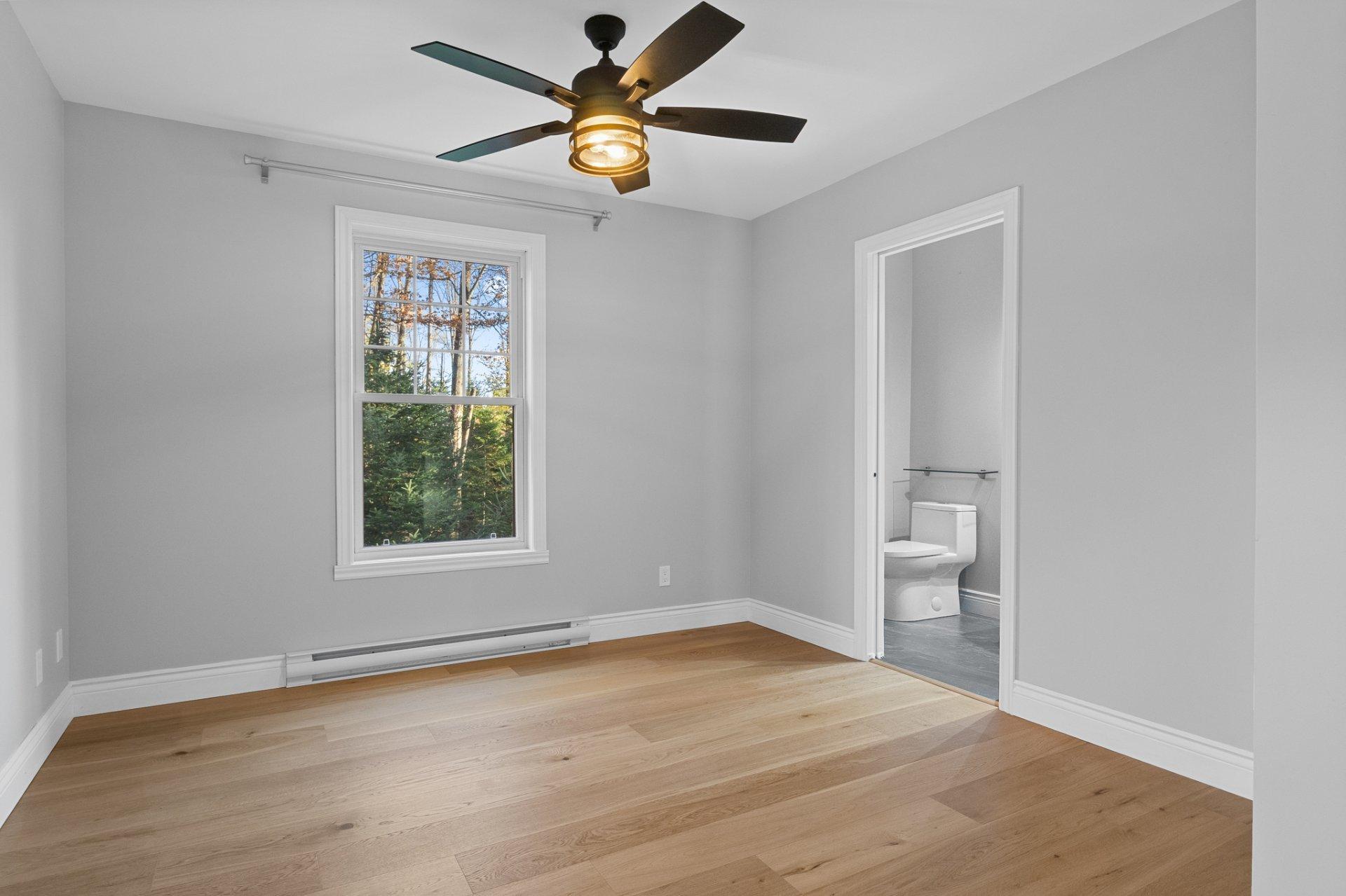 









13


Rue des Amarantes

,
Austin,




QC
J0B1B0

