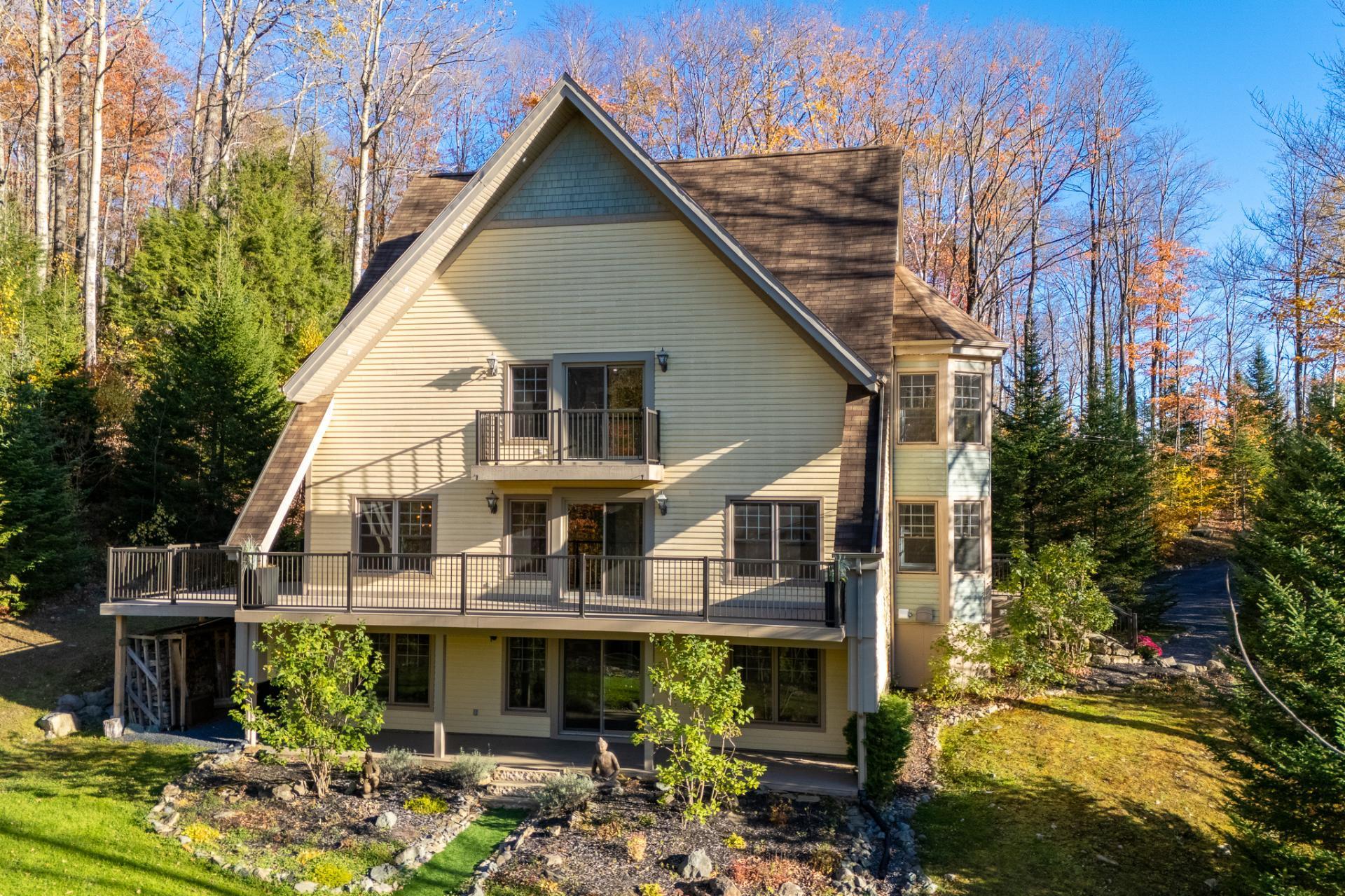 









13


Rue des Amarantes

,
Austin,




QC
J0B1B0

