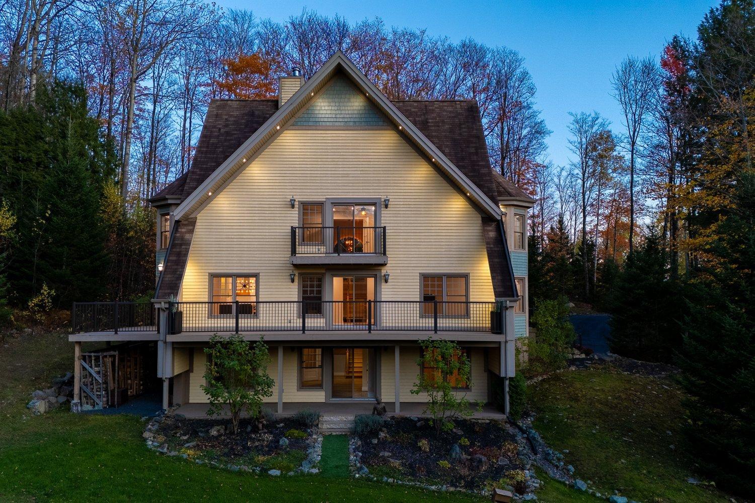 









13


Rue des Amarantes

,
Austin,




QC
J0B1B0

