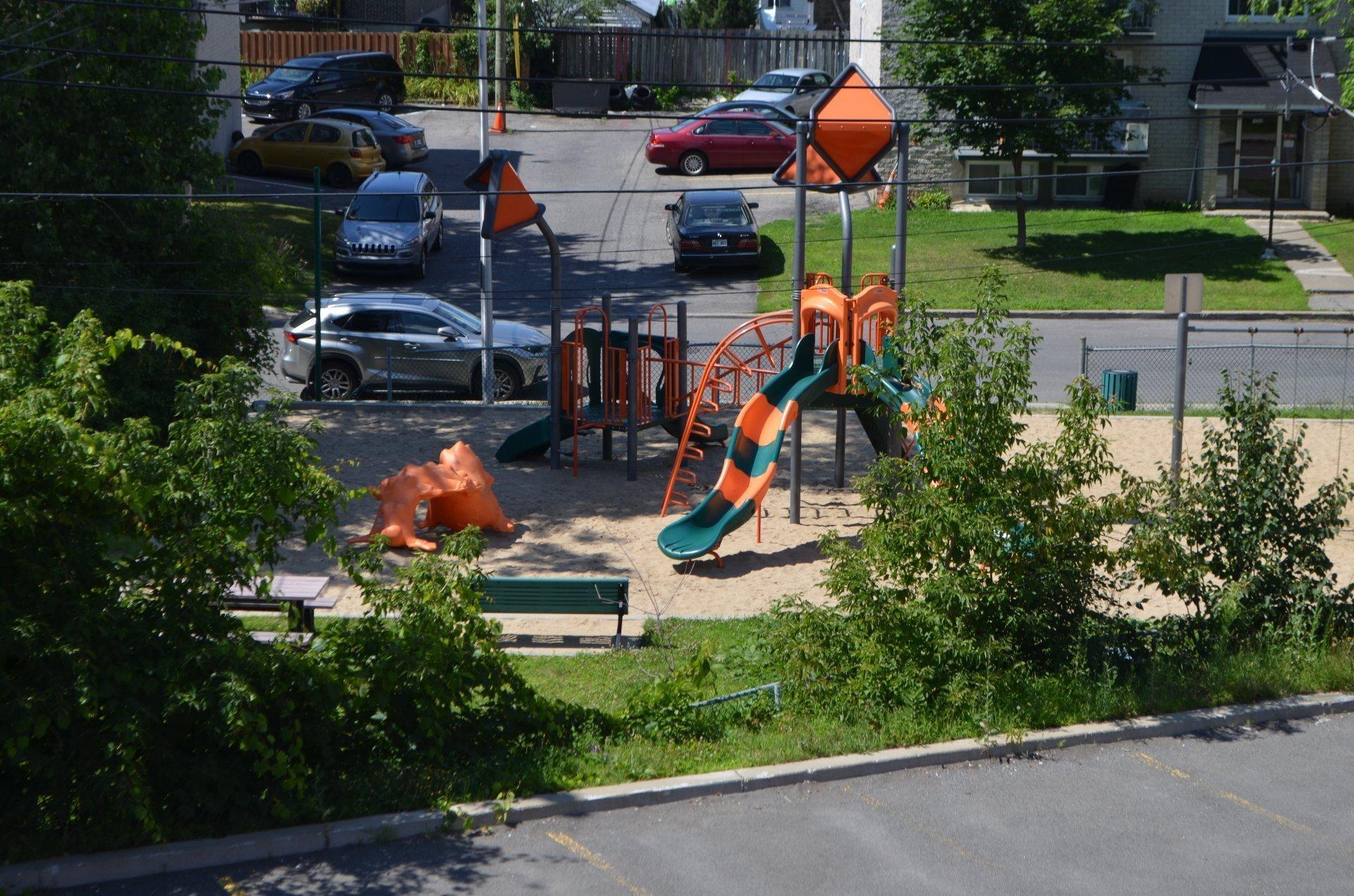 









16647


Boul. Pierrefonds

, 302,
Montréal (L'Île-Bizard/Sainte-Geneviève),




QC
H9H5L8

