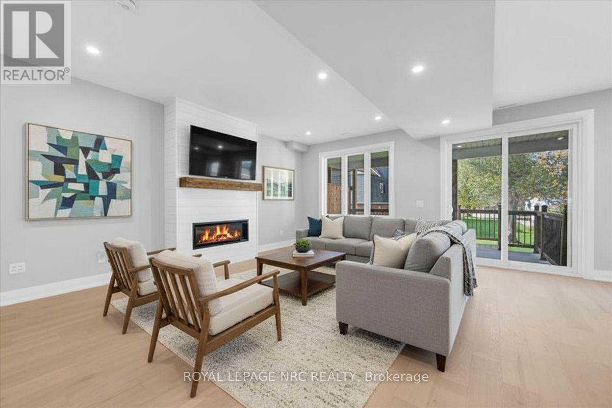 












66 PAGE STREET

,
Port Colborne (Bethel),




Ontario
L3K5V1

